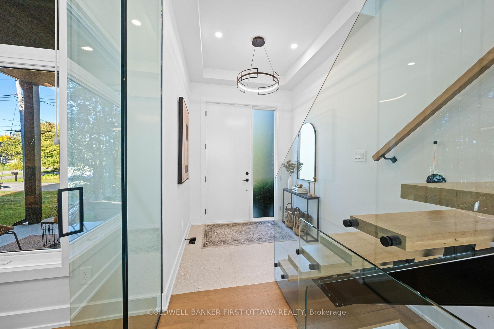 Photo 3 of 60 Holborn Avenue, Ottawa, Rideau Heights/Ashdale/Rideau Glen — HOMEH