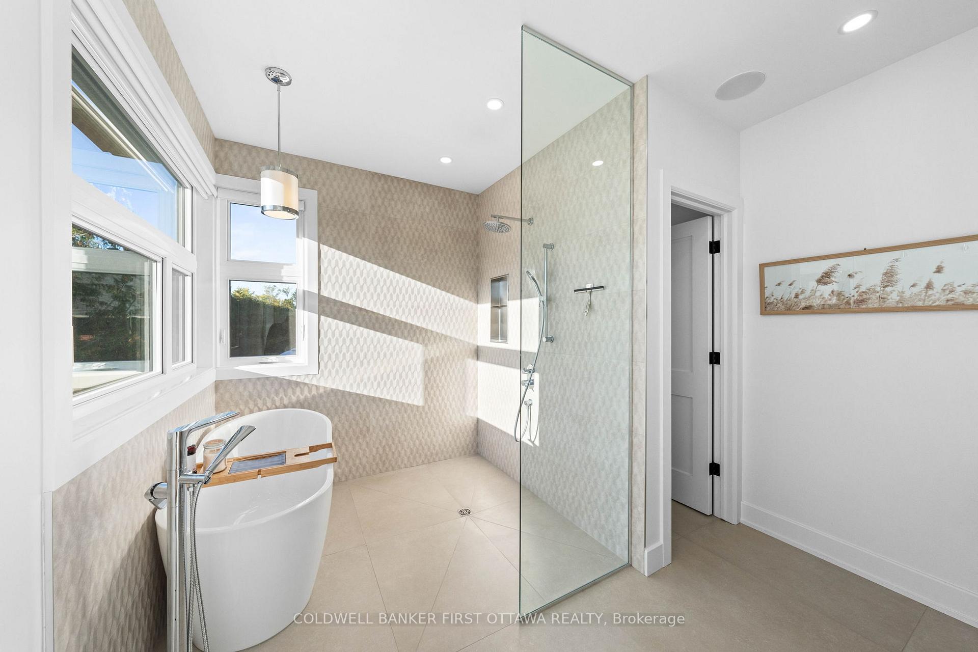Photo 18 of 60 Holborn Avenue, Ottawa, Rideau Heights/Ashdale/Rideau Glen — HOMEH