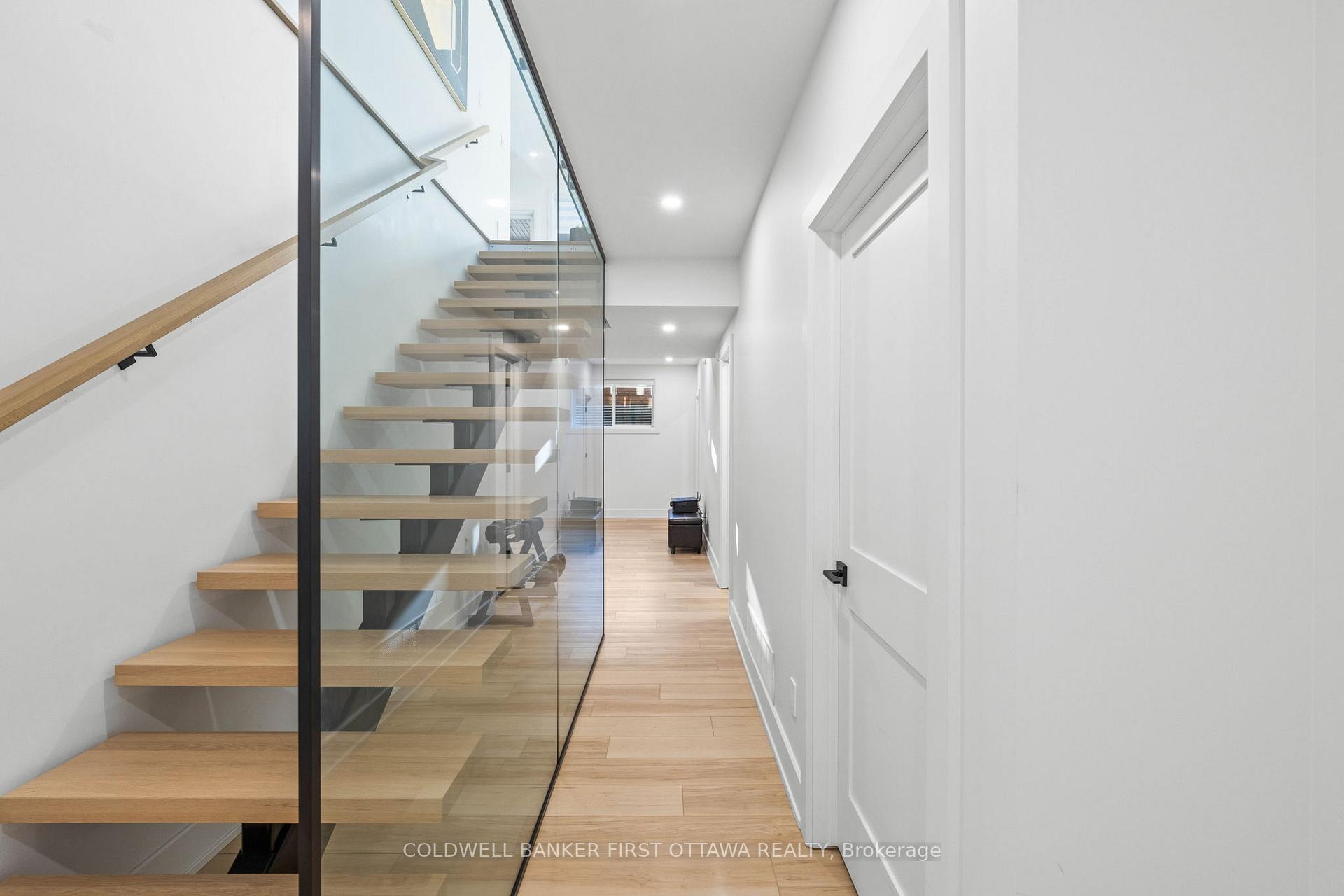 Photo 37 of 60 Holborn Avenue, Ottawa, Rideau Heights/Ashdale/Rideau Glen — HOMEH