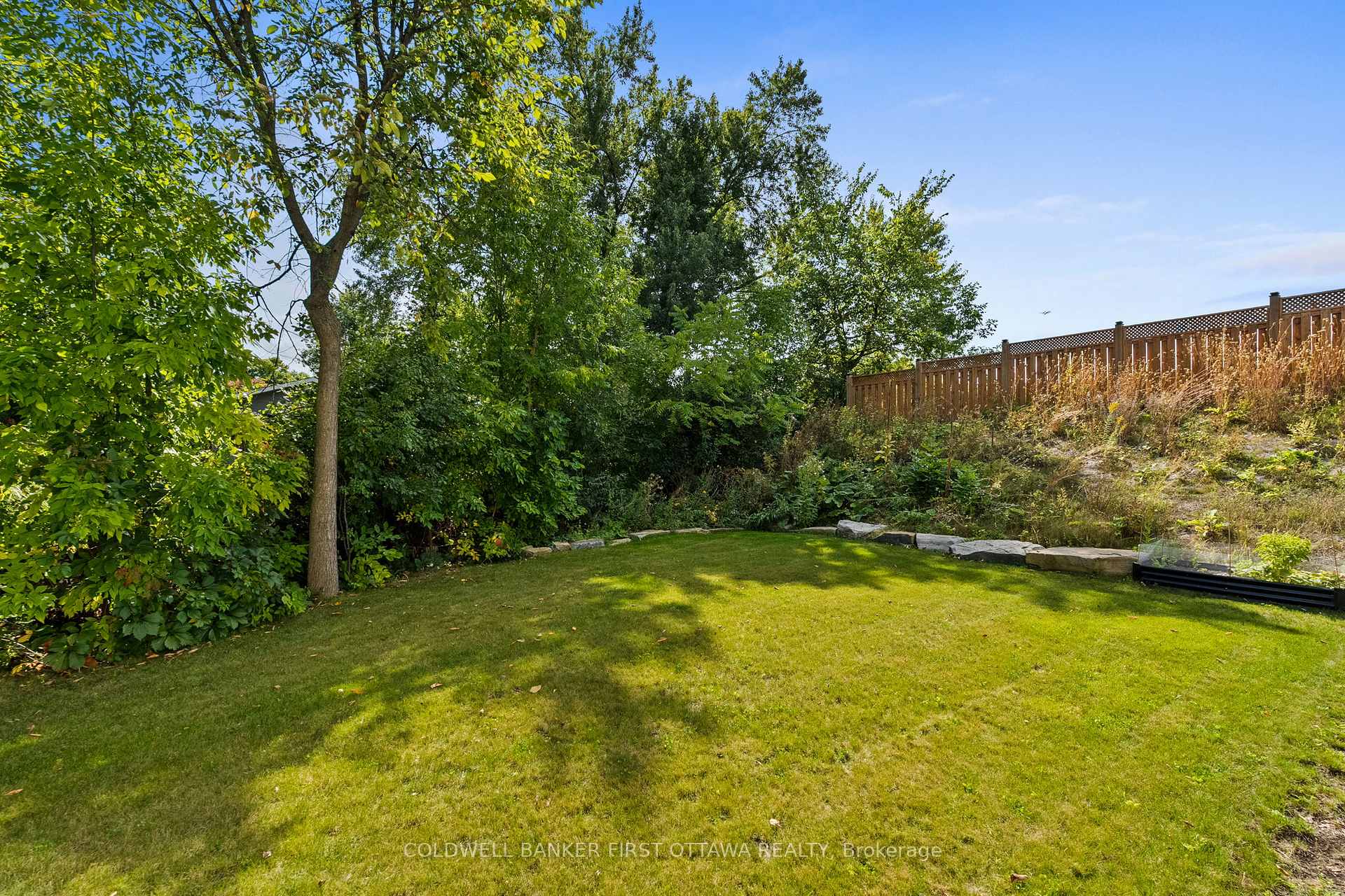 Photo 34 of 60 Holborn Avenue, Ottawa, Rideau Heights/Ashdale/Rideau Glen — HOMEH