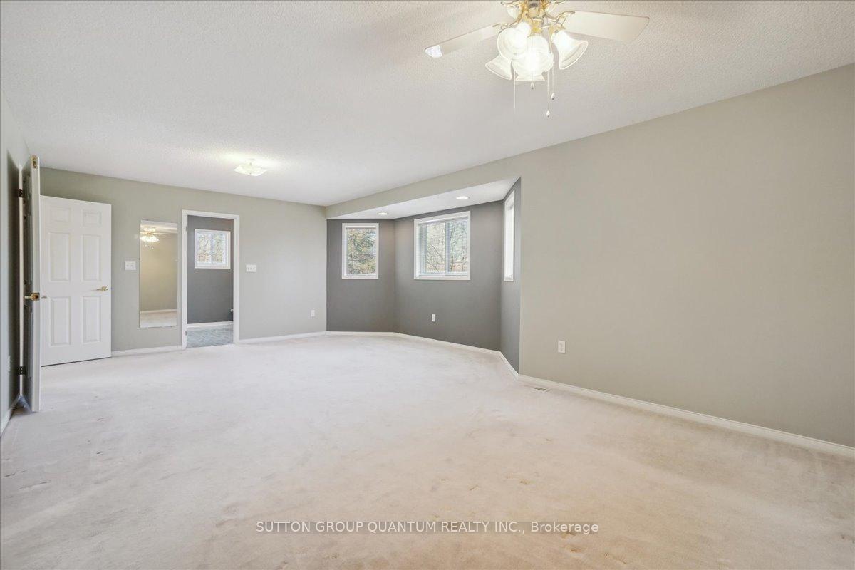 Photo 17 of 22 Farmstead Crescent, Barrie, Holly — HOMEH