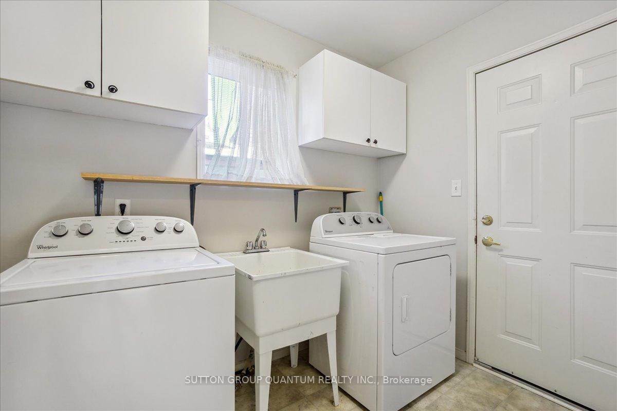 Photo 28 of 22 Farmstead Crescent, Barrie, Holly — HOMEH