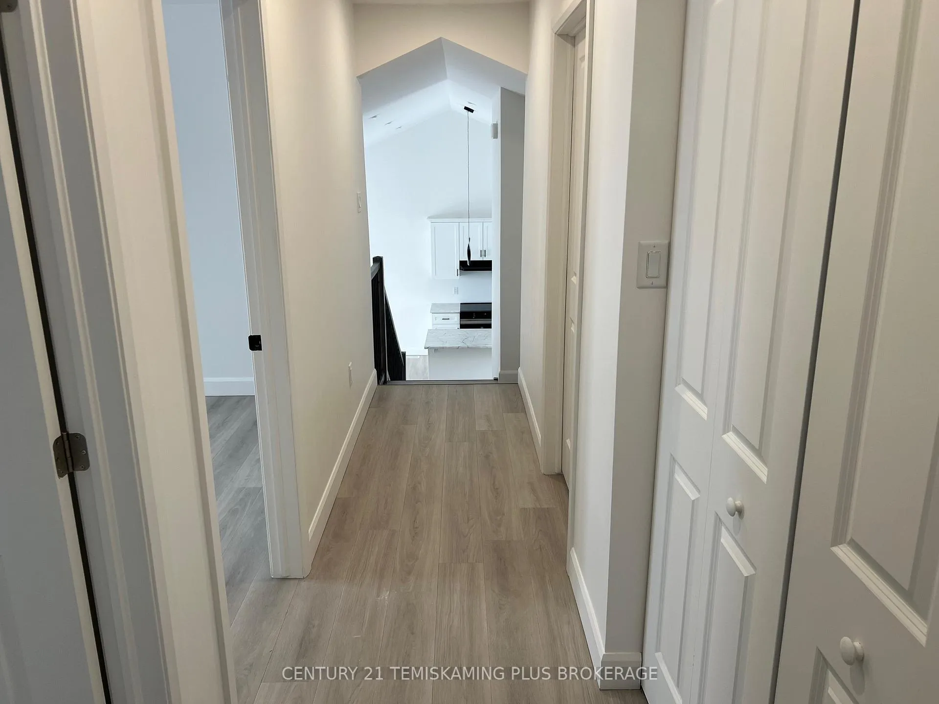Photo 18 of 40 Tenth Avenue S, Armstrong, Earlton — HOMEH