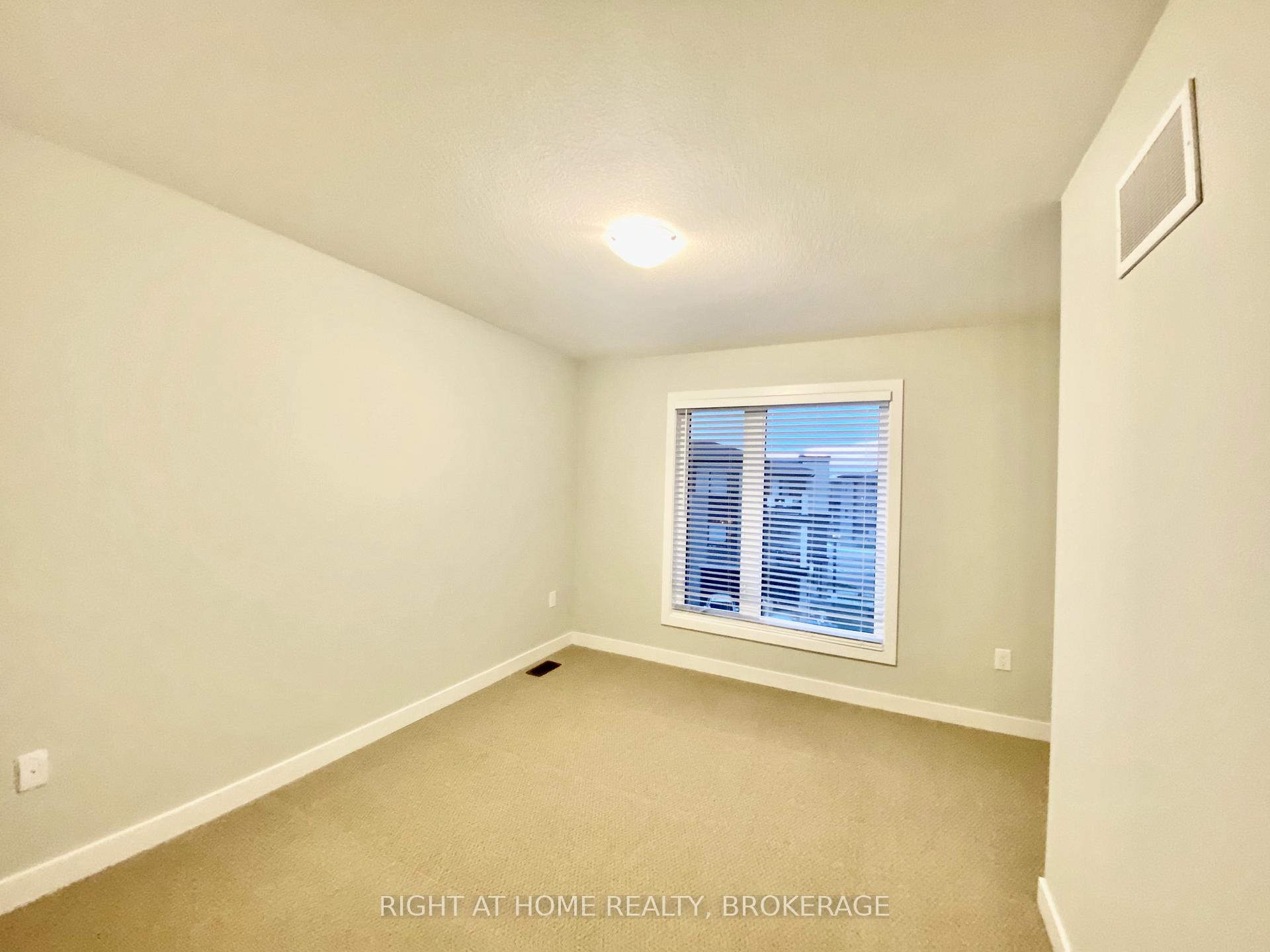 Photo 10 of Unit 85, 590 North Service Road, Hamilton, Stoney Creek — HOMEH