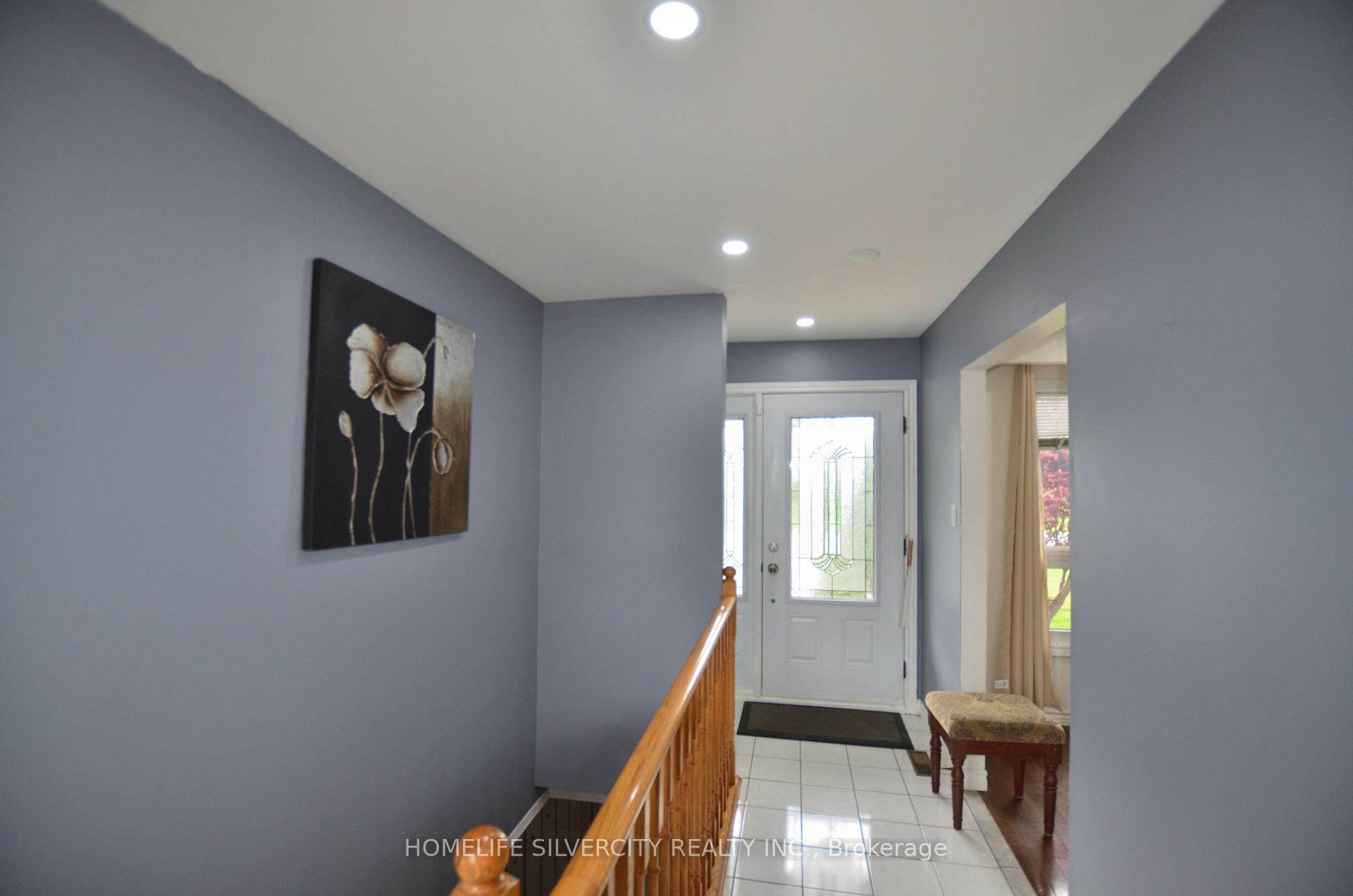 Photo 6 of 35 Geneva Crescent, Brampton, Northgate — HOMEH