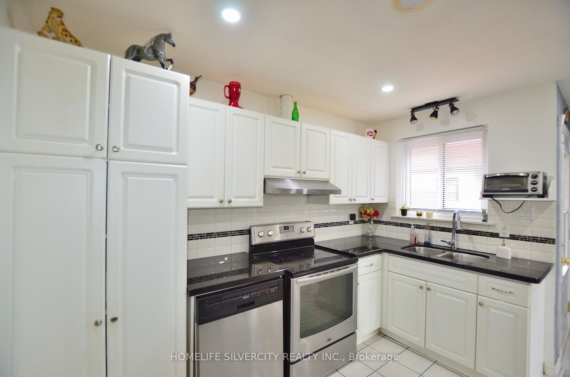 Photo 15 of 35 Geneva Crescent, Brampton, Northgate — HOMEH