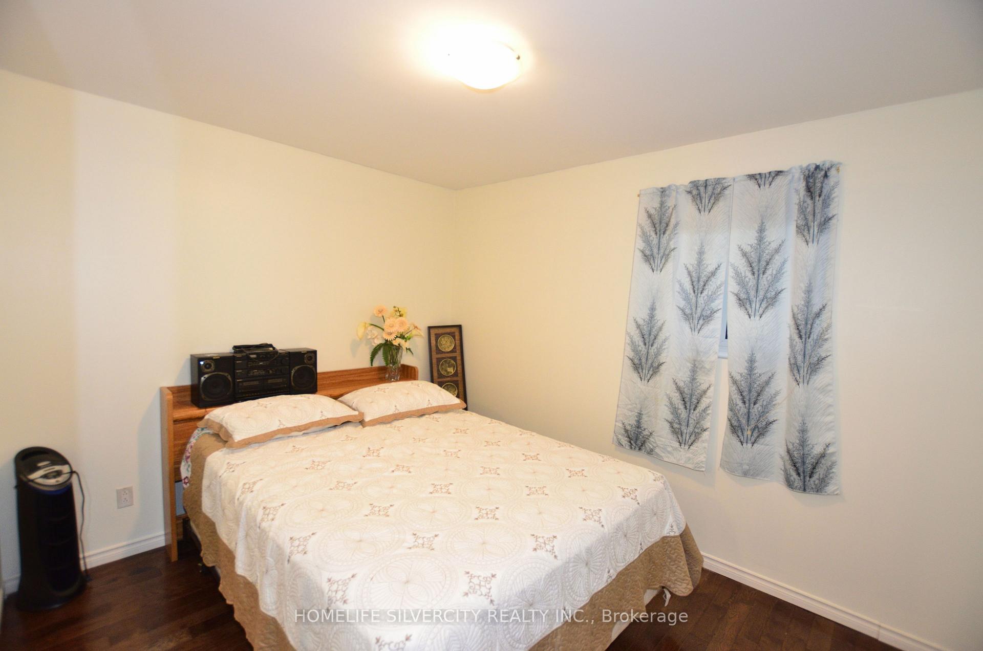 Photo 27 of 35 Geneva Crescent, Brampton, Northgate — HOMEH