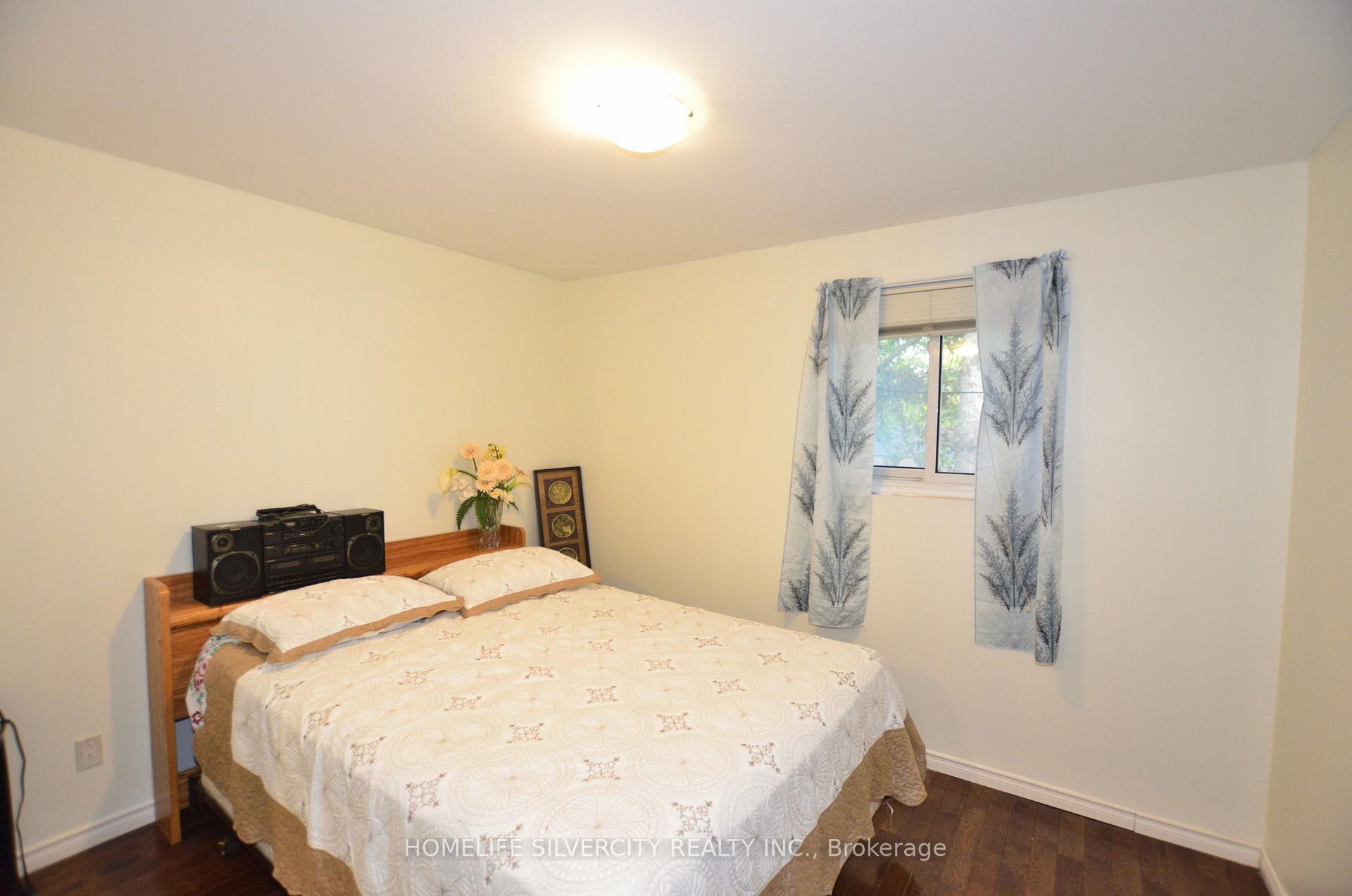 Photo 30 of 35 Geneva Crescent, Brampton, Northgate — HOMEH