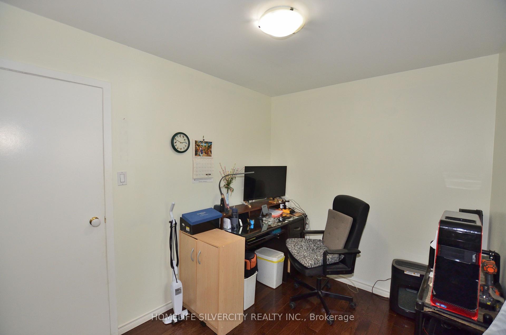 Photo 32 of 35 Geneva Crescent, Brampton, Northgate — HOMEH