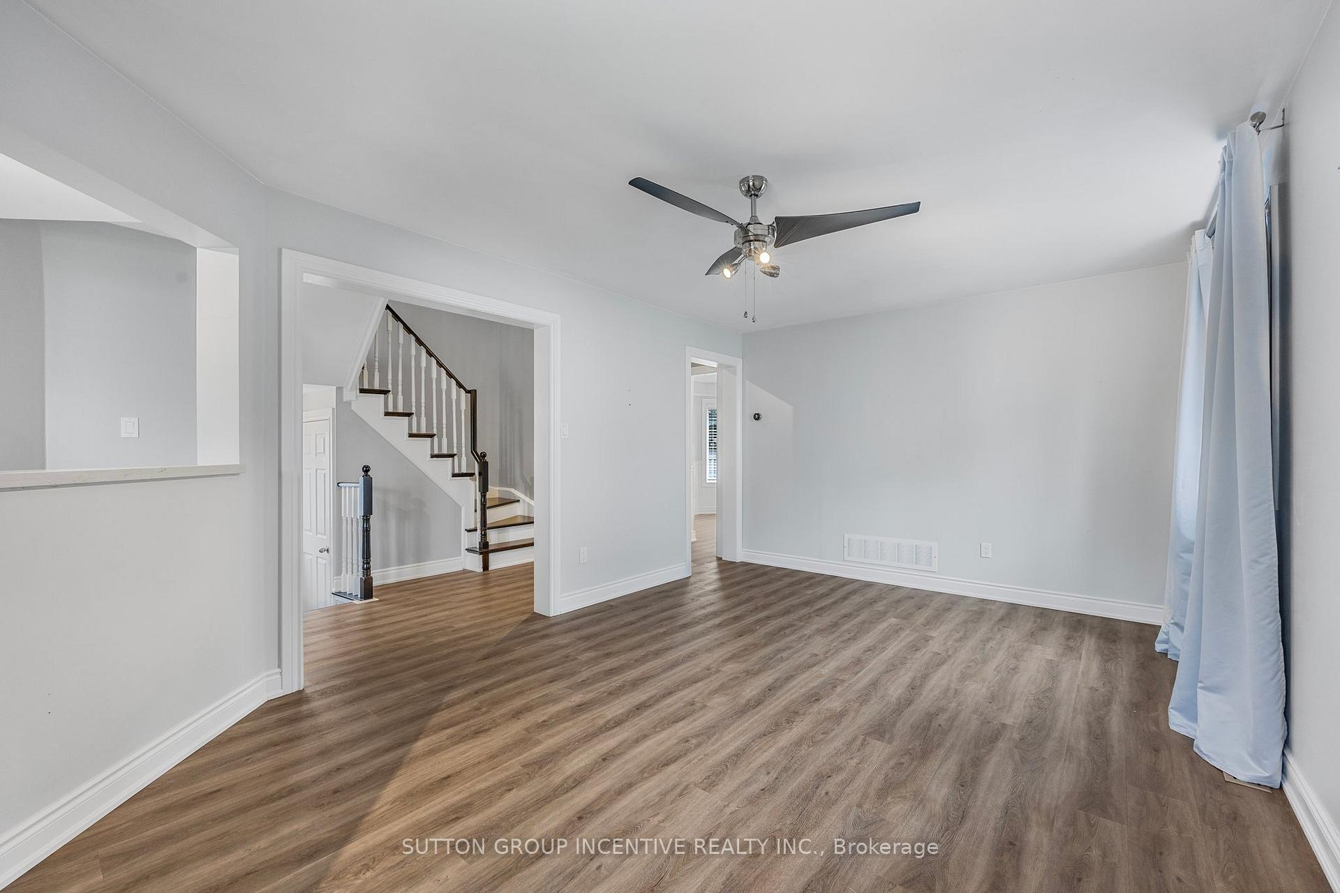 Photo 6 of 21 Leslie Avenue, Barrie, Holly — HOMEH