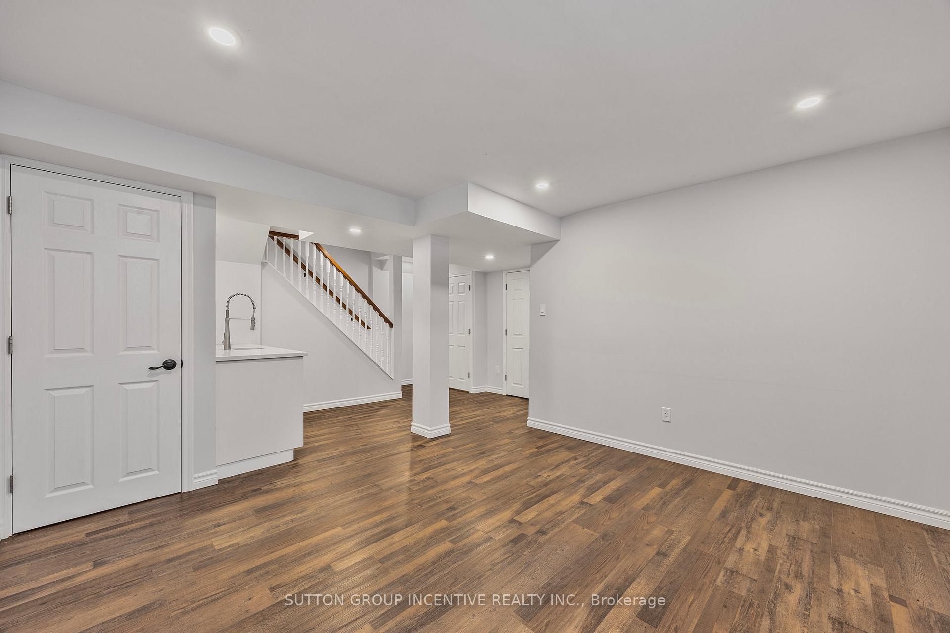 Photo 29 of 21 Leslie Avenue, Barrie, Holly — HOMEH