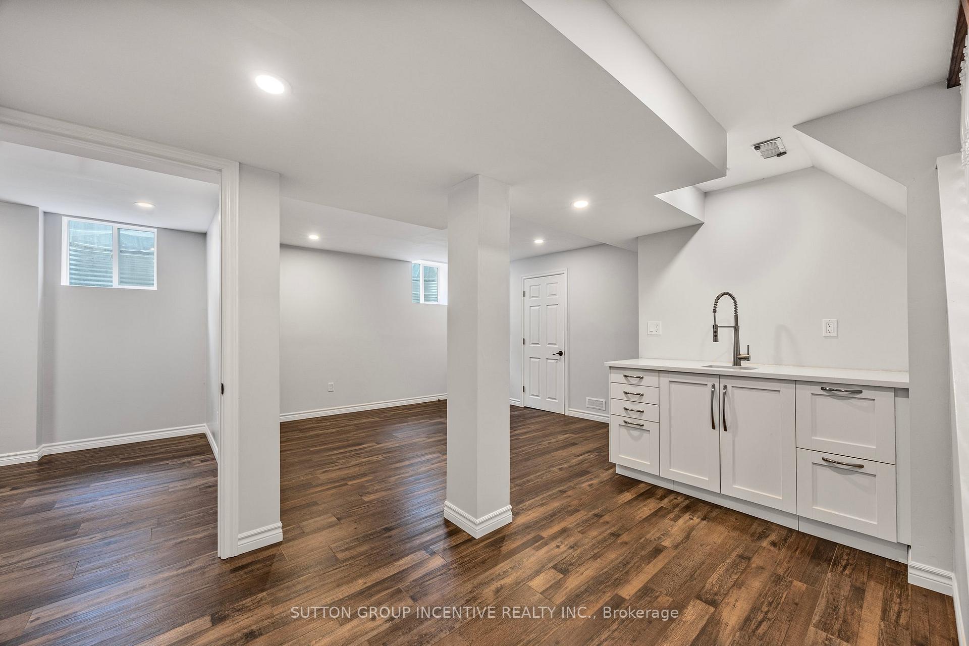 Photo 33 of 21 Leslie Avenue, Barrie, Holly — HOMEH