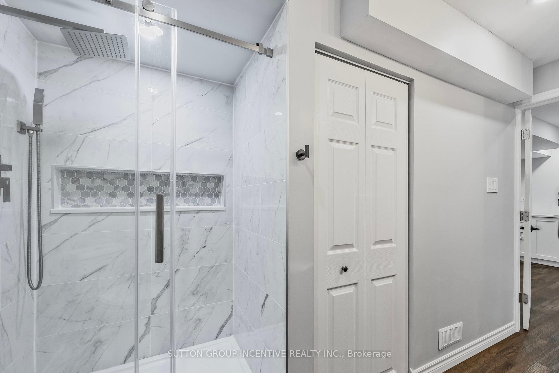 Photo 36 of 21 Leslie Avenue, Barrie, Holly — HOMEH
