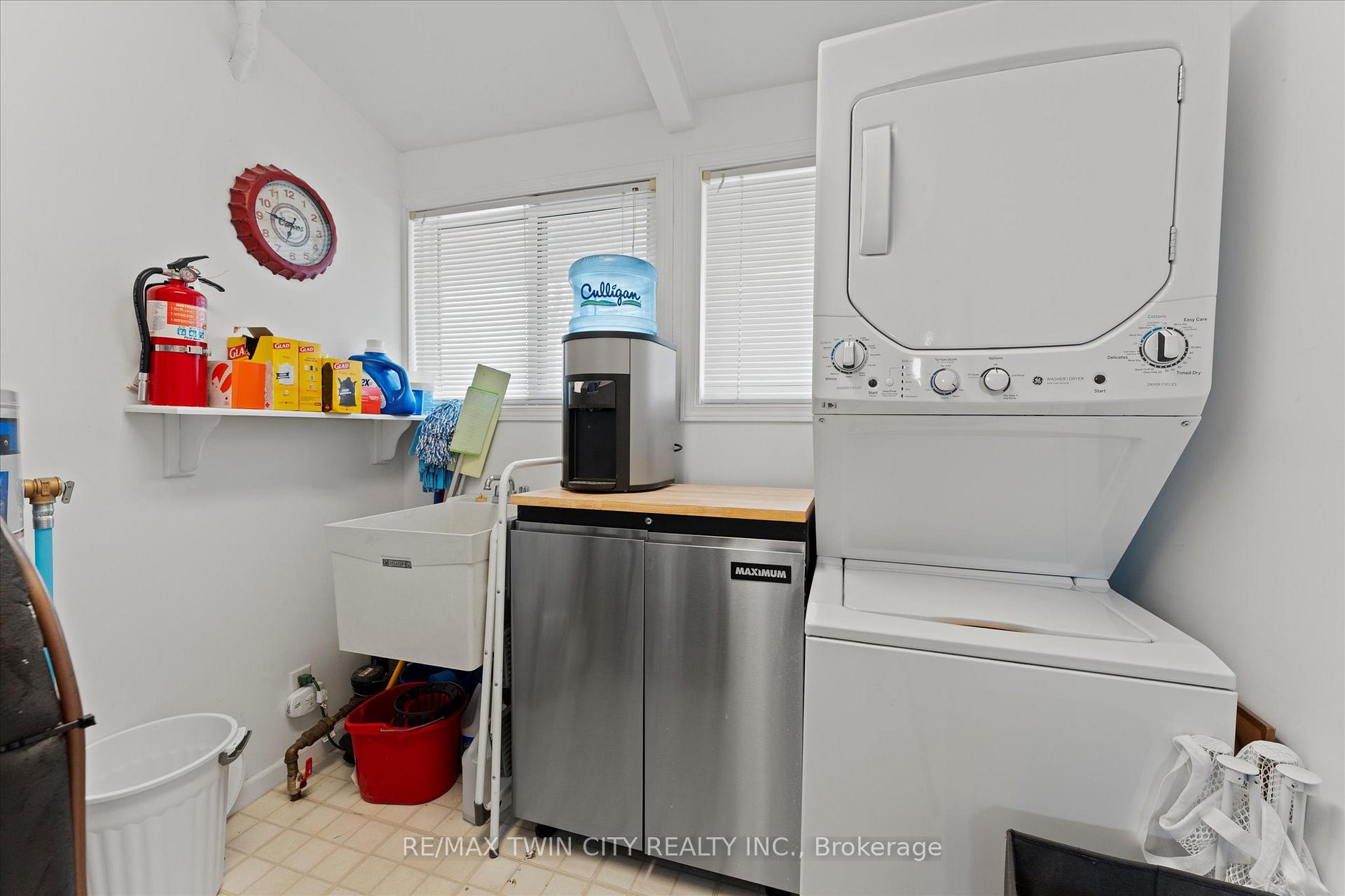 Photo 29 of 244 Cotterie Park, Leamington — HOMEH