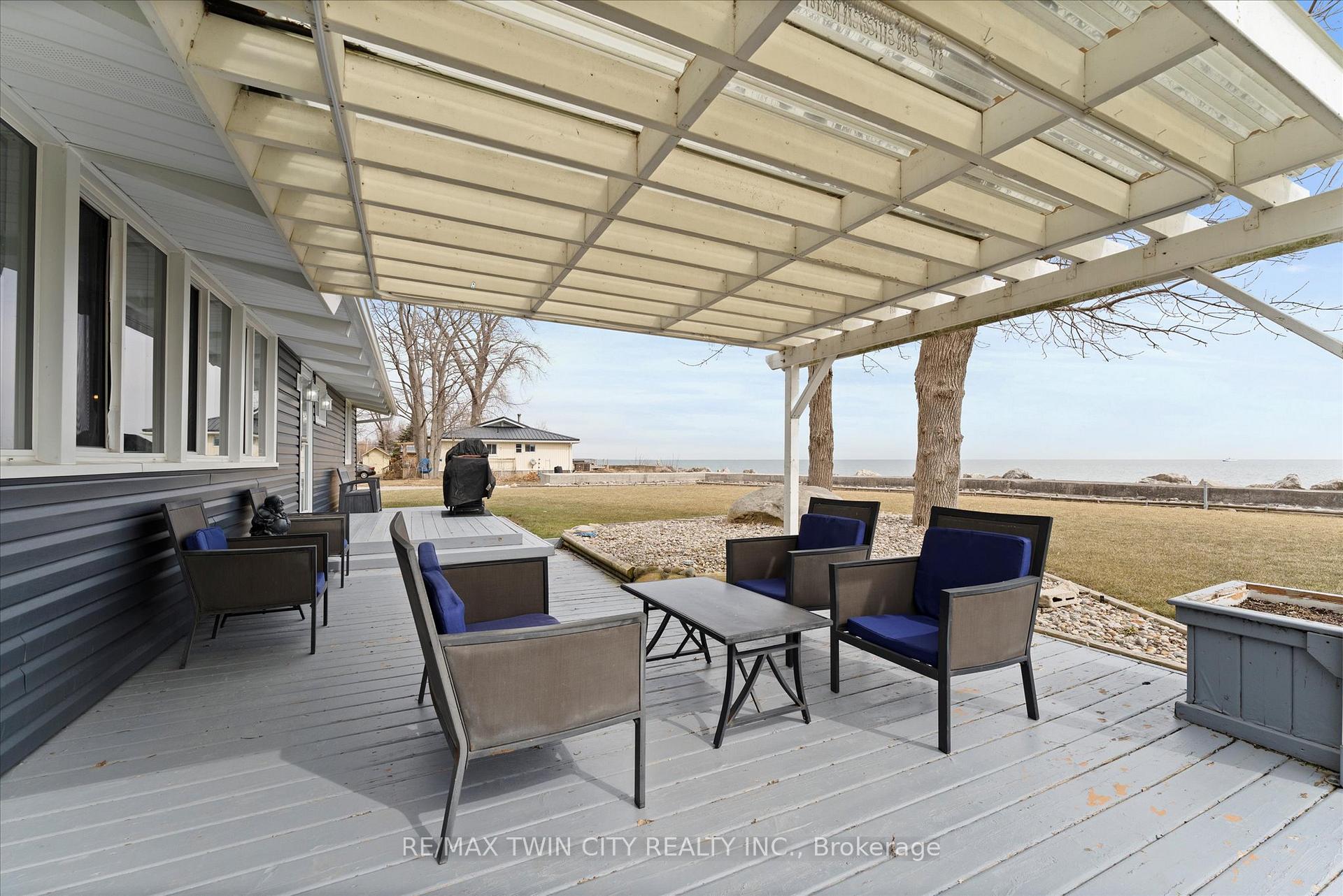 Photo 32 of 244 Cotterie Park, Leamington — HOMEH