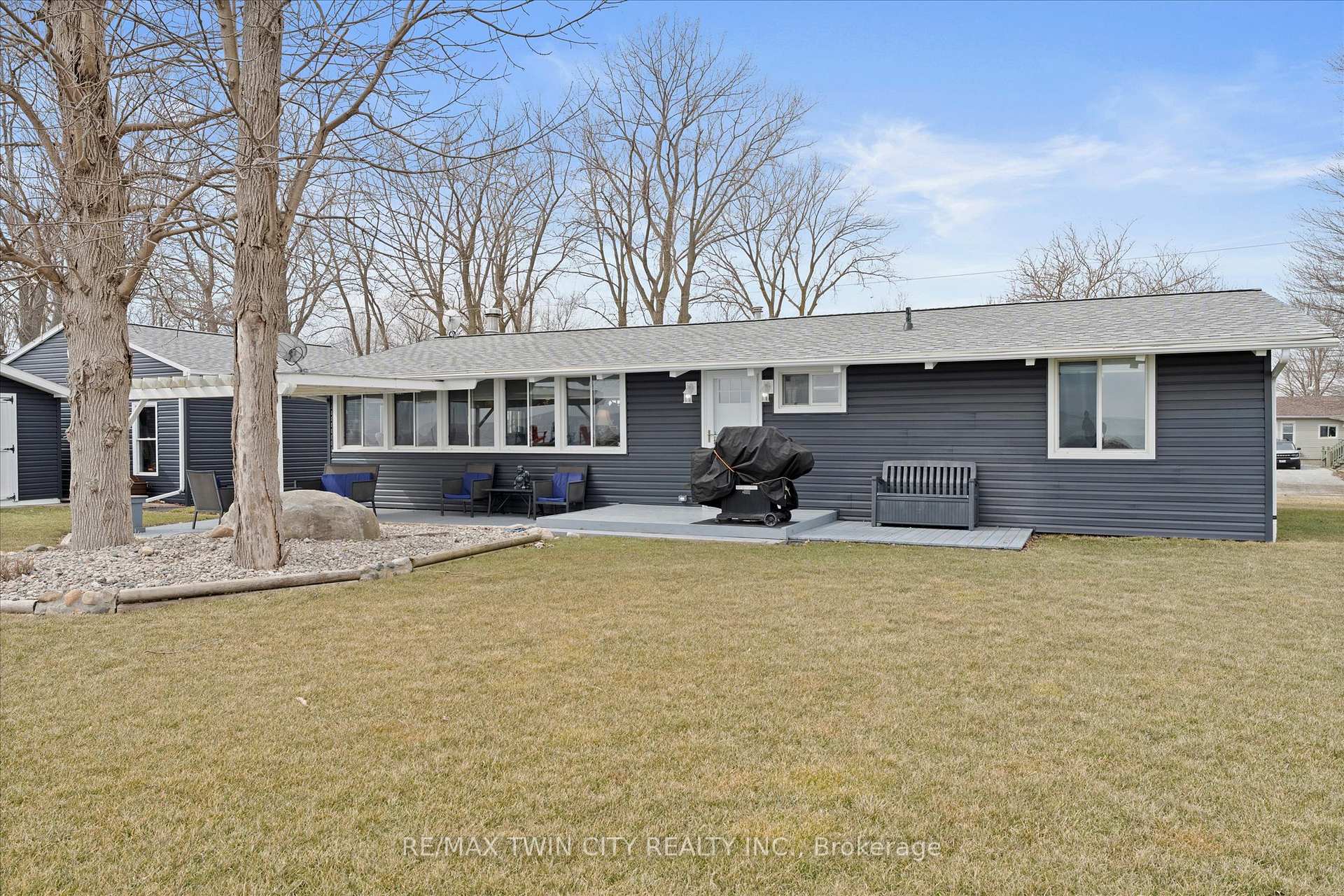 Photo 35 of 244 Cotterie Park, Leamington — HOMEH