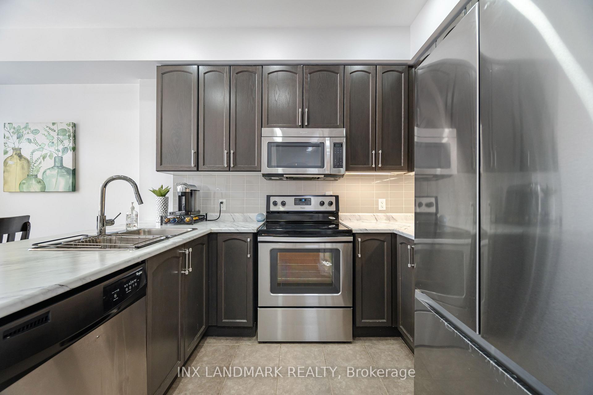 Photo 8 of 72 Magdalene Crescent, Brampton, Heart Lake — HOMEH