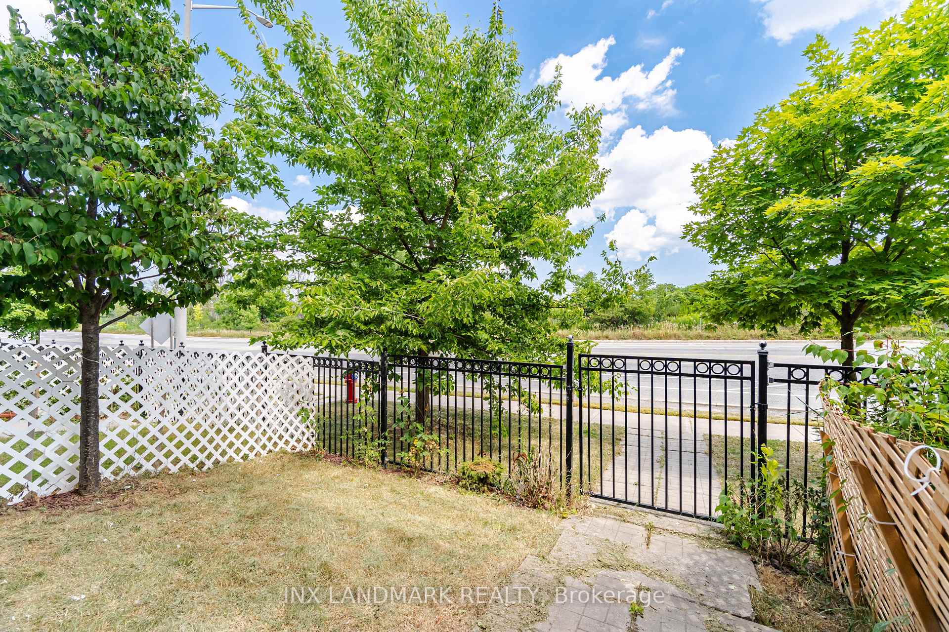 Photo 49 of 72 Magdalene Crescent, Brampton, Heart Lake — HOMEH
