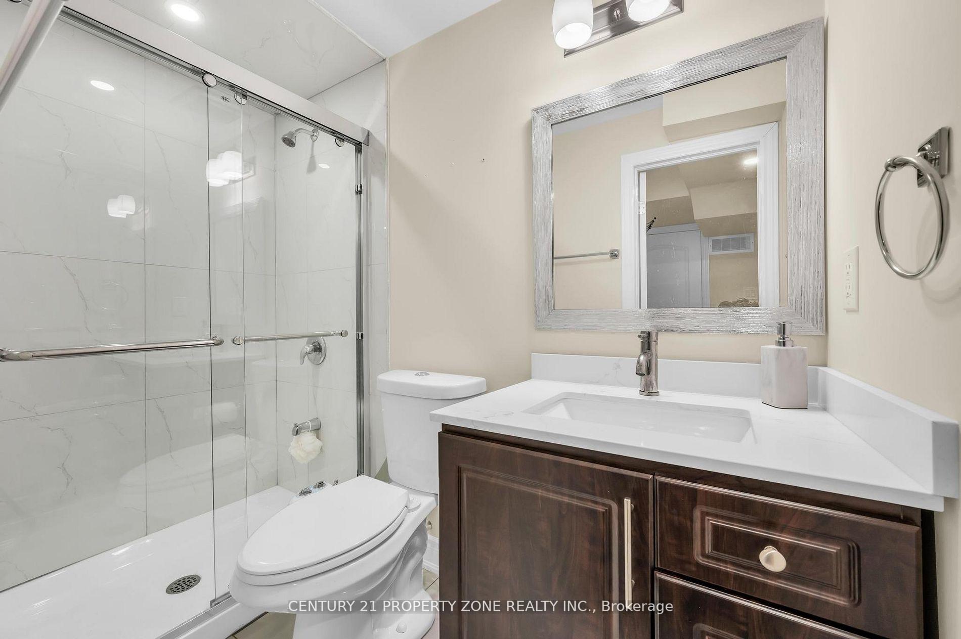 Photo 37 of 82 Brisdale Drive, Brampton, Fletcher's Meadow — HOMEH