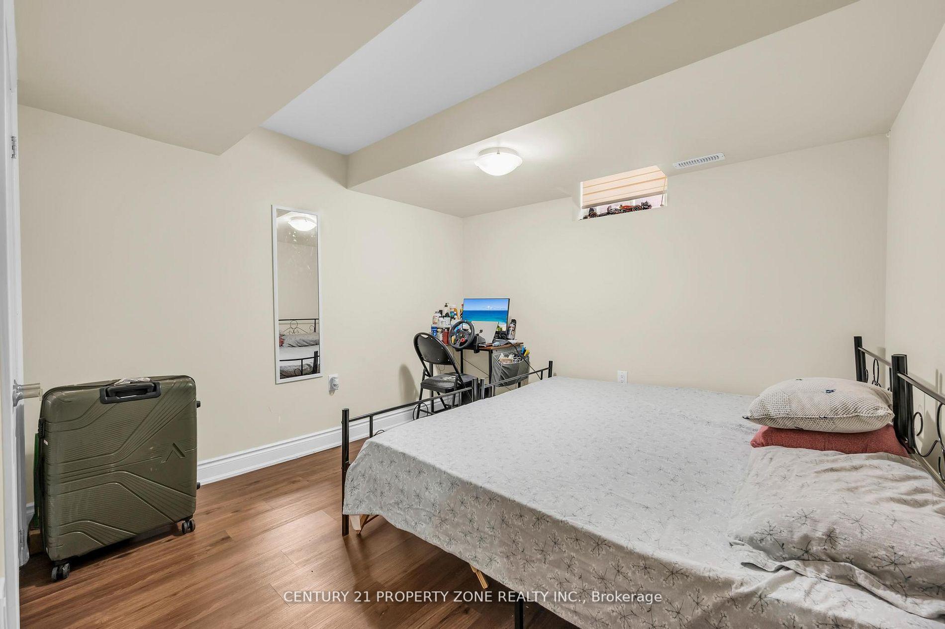 Photo 40 of 82 Brisdale Drive, Brampton, Fletcher's Meadow — HOMEH
