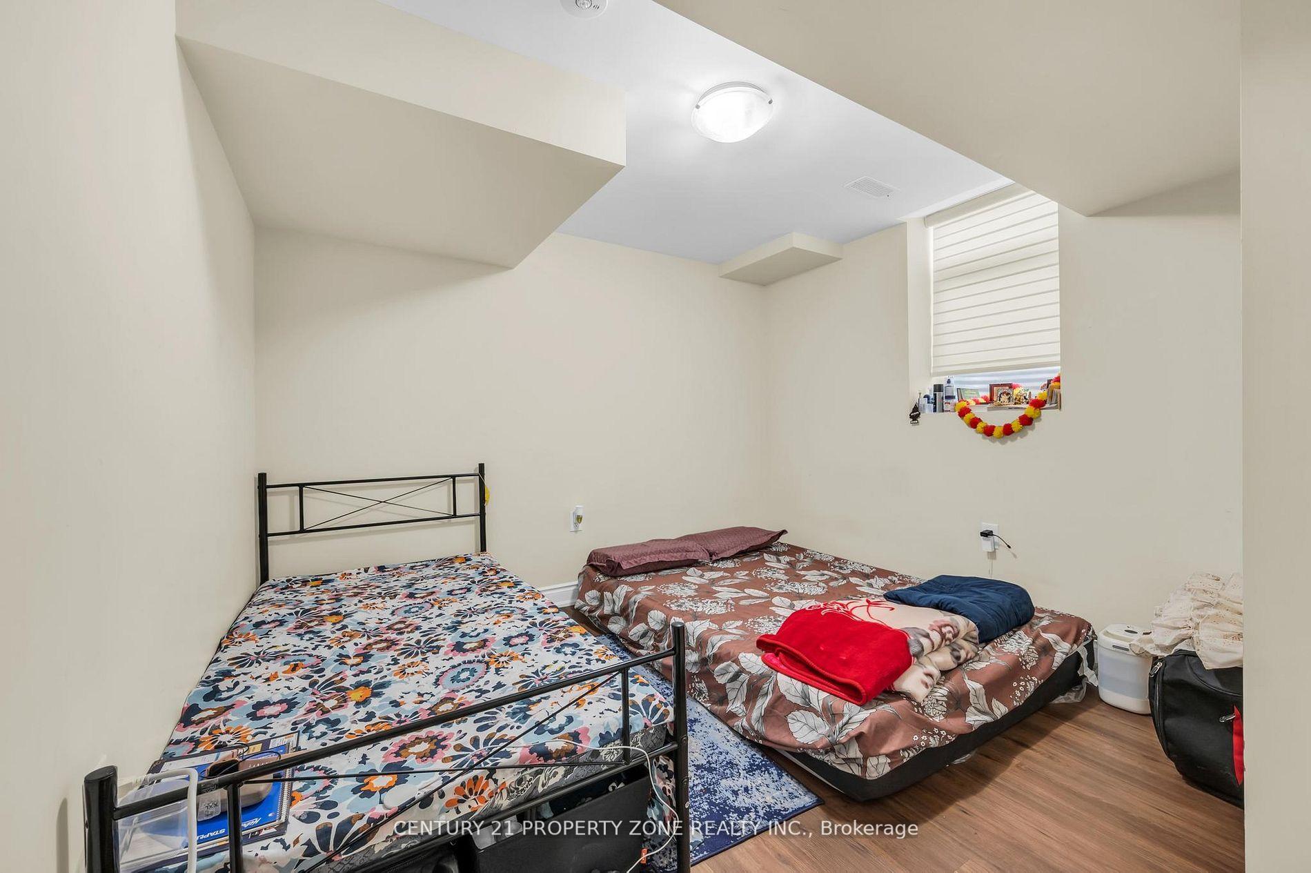 Photo 41 of 82 Brisdale Drive, Brampton, Fletcher's Meadow — HOMEH