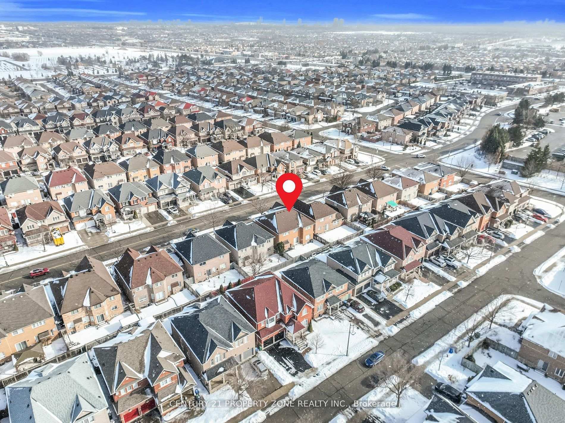 Photo 45 of 82 Brisdale Drive, Brampton, Fletcher's Meadow — HOMEH