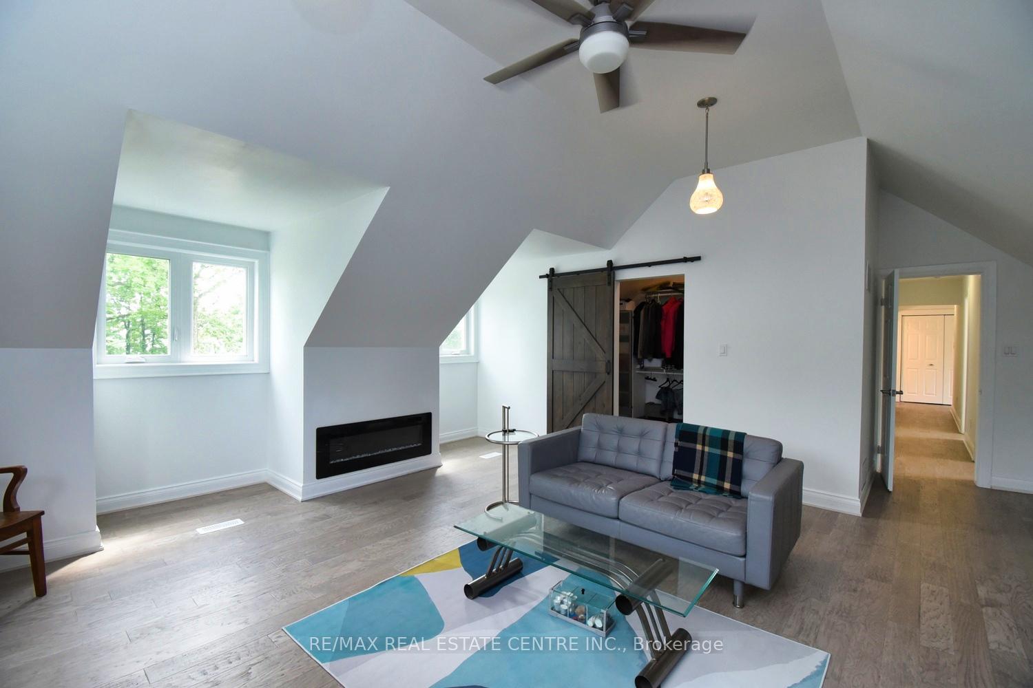 Photo 26 of 237 Highland Road E, Hamilton, Rural Stoney Creek — HOMEH