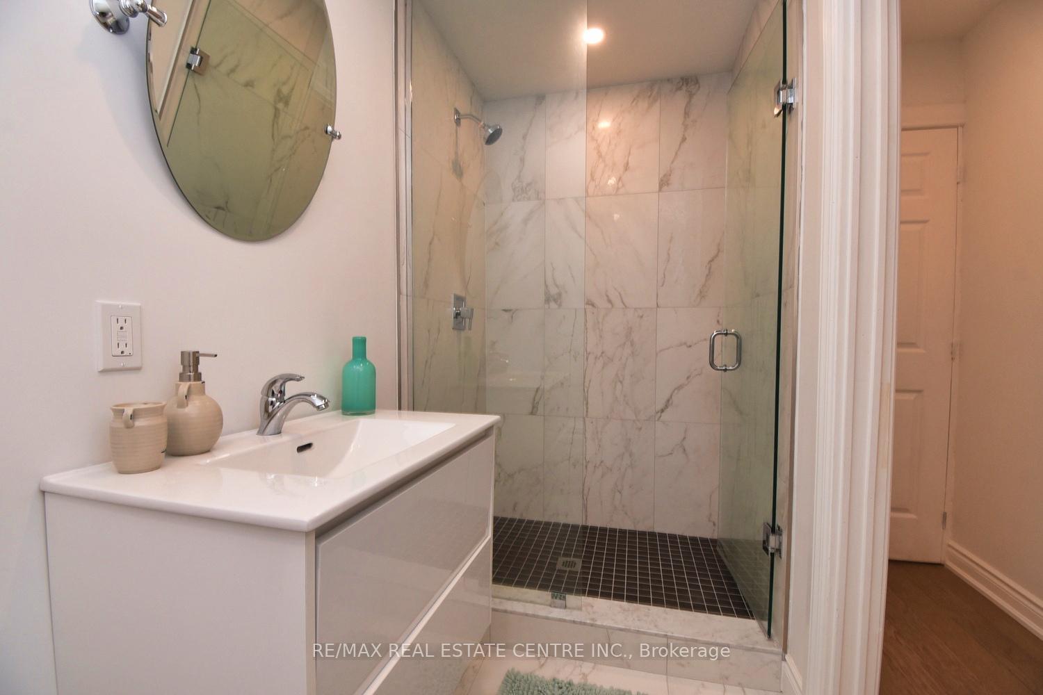 Photo 29 of 237 Highland Road E, Hamilton, Rural Stoney Creek — HOMEH