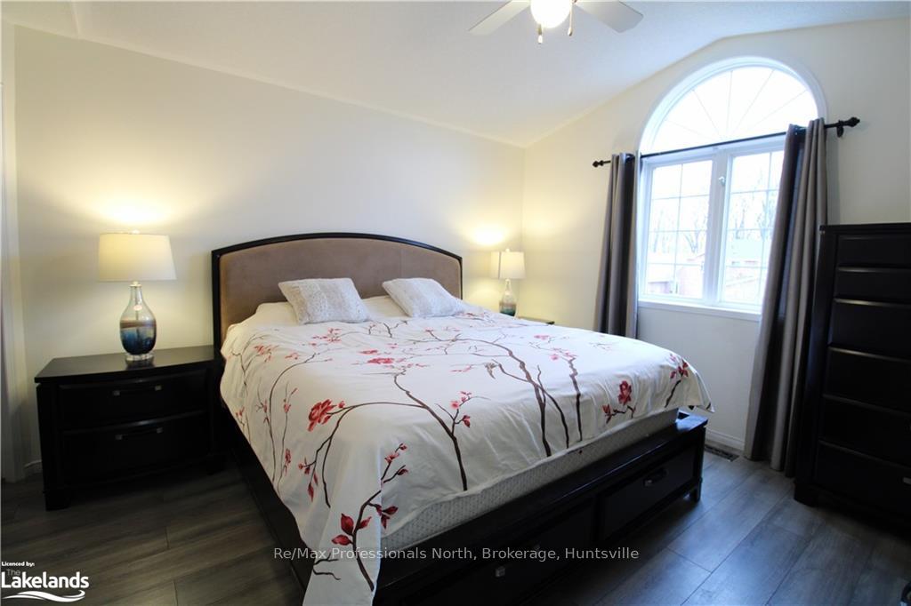 Photo 25 of 169 Taylor Drive, Barrie, Bayshore — HOMEH