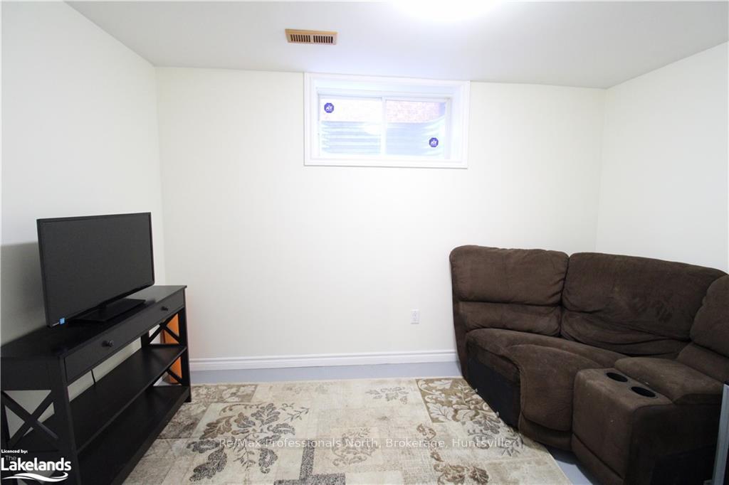 Photo 40 of 169 Taylor Drive, Barrie, Bayshore — HOMEH