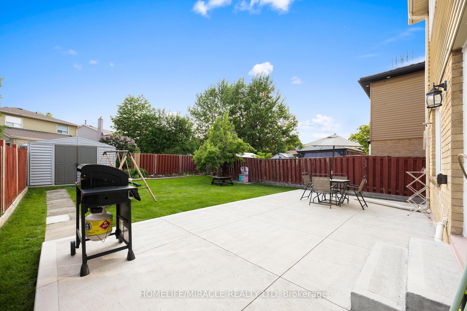 Photo 4 of 21 Folkstone Crescent, Brampton, Southgate — HOMEH