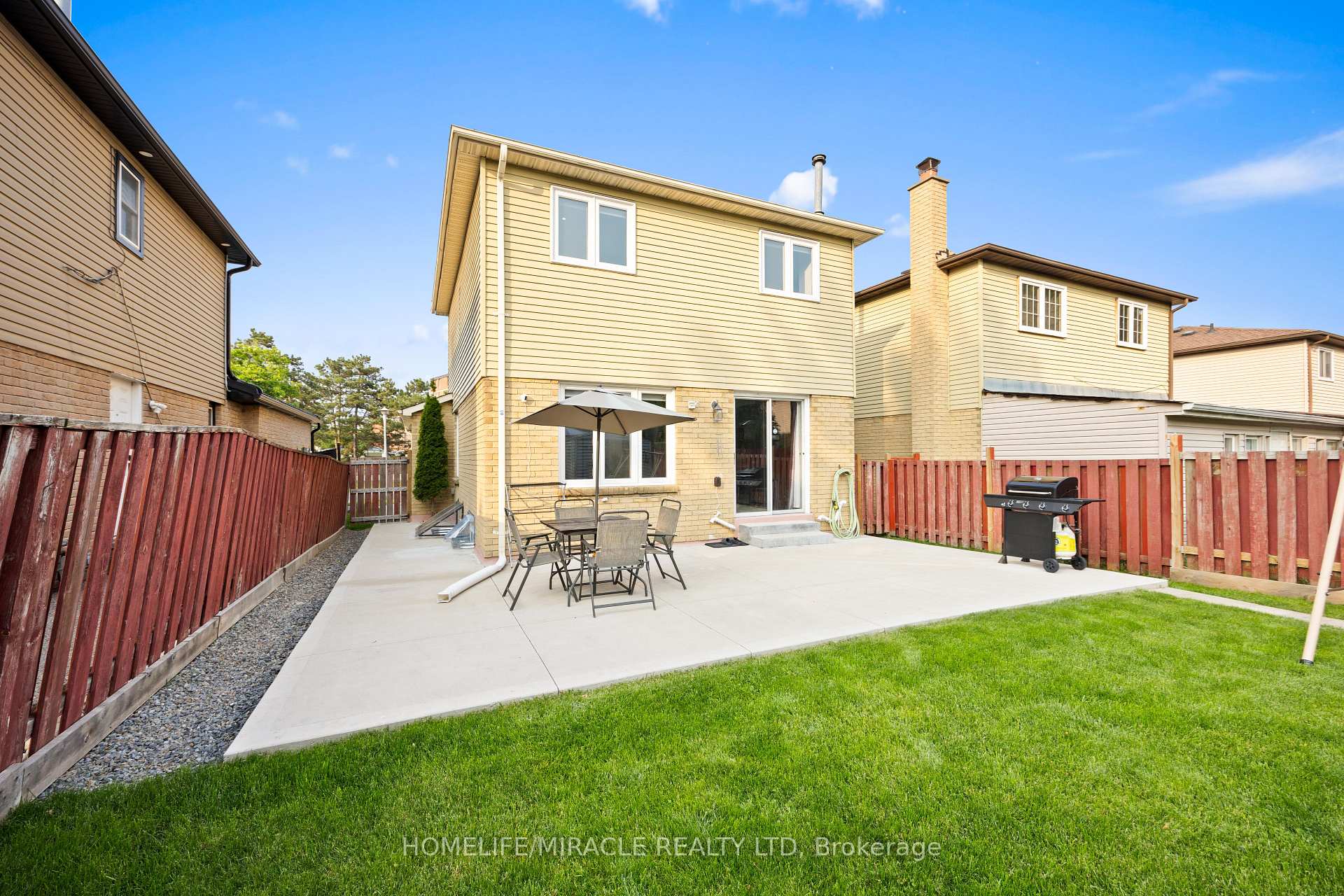 Photo 6 of 21 Folkstone Crescent, Brampton, Southgate — HOMEH