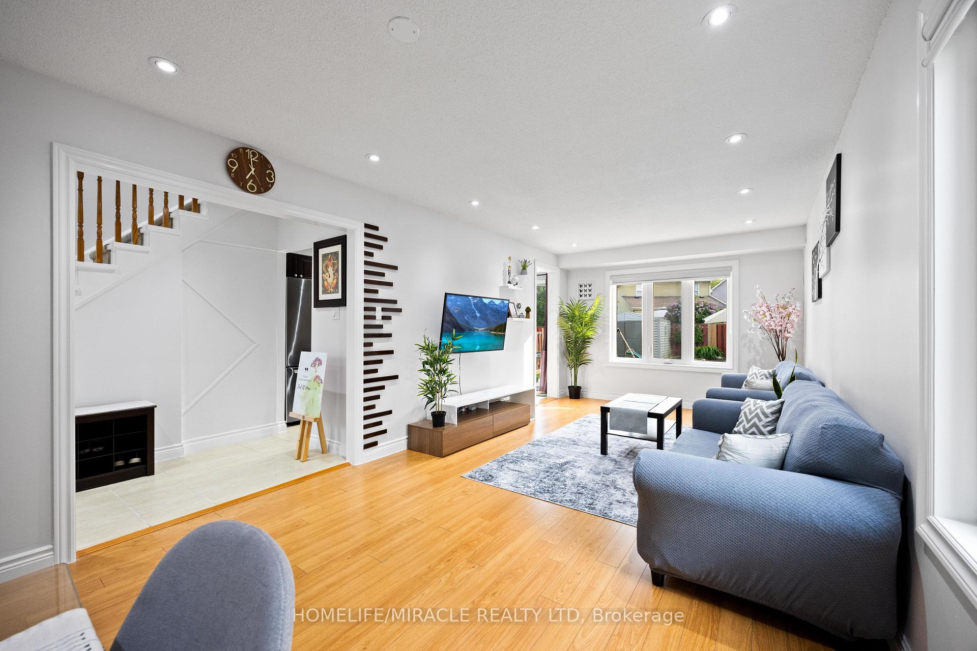 Photo 10 of 21 Folkstone Crescent, Brampton, Southgate — HOMEH