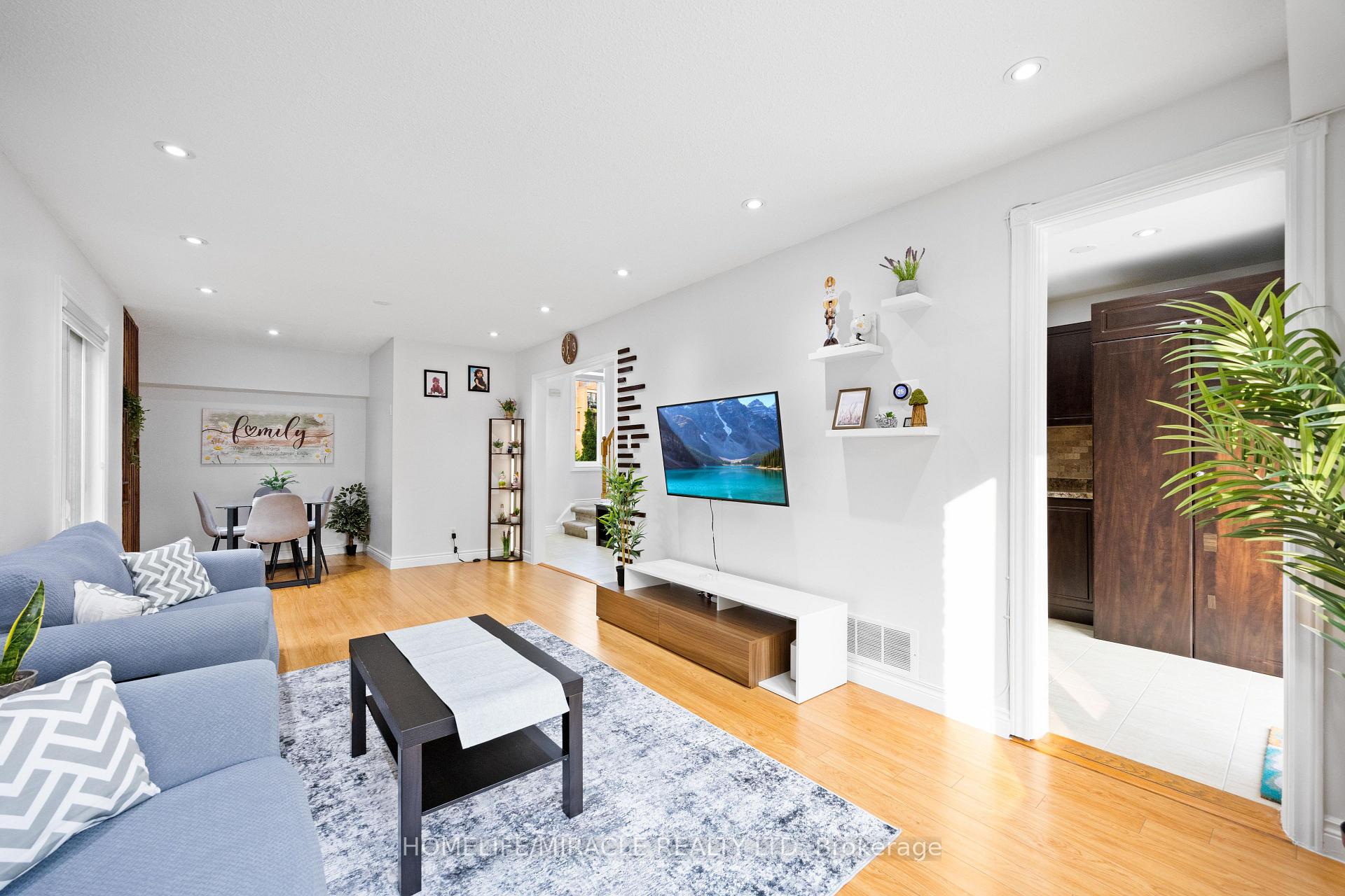 Photo 12 of 21 Folkstone Crescent, Brampton, Southgate — HOMEH