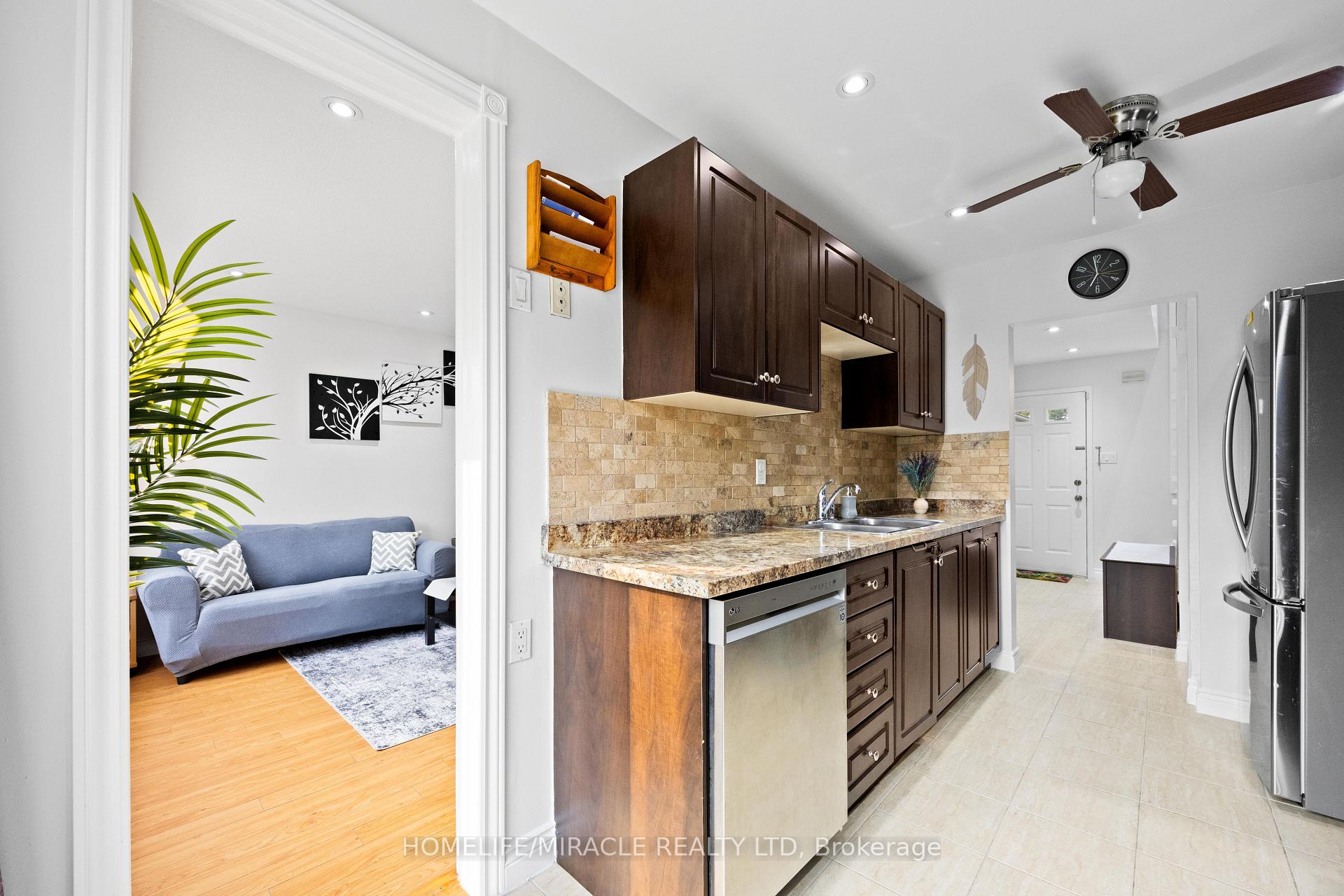 Photo 15 of 21 Folkstone Crescent, Brampton, Southgate — HOMEH