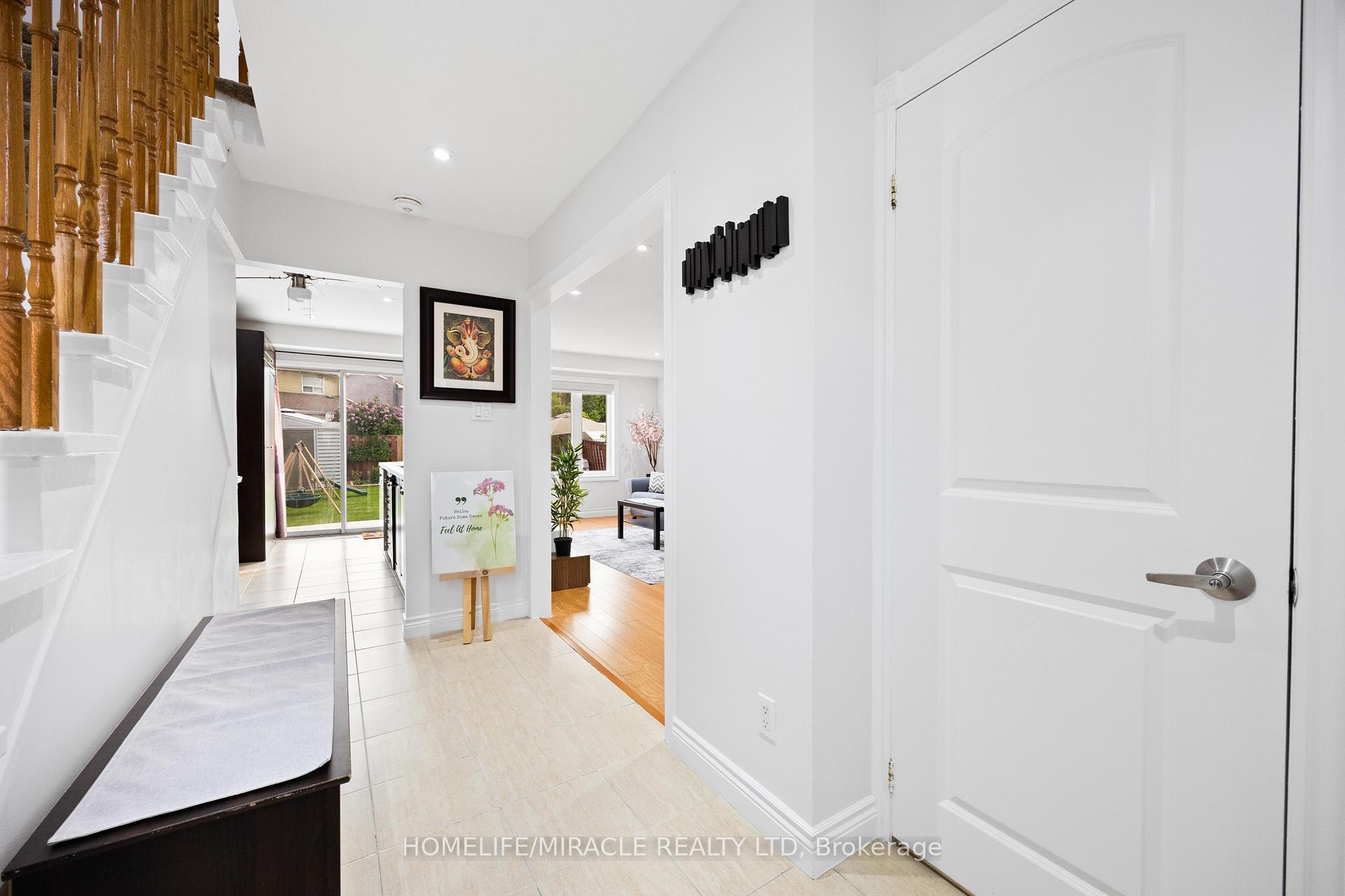 Photo 33 of 21 Folkstone Crescent, Brampton, Southgate — HOMEH