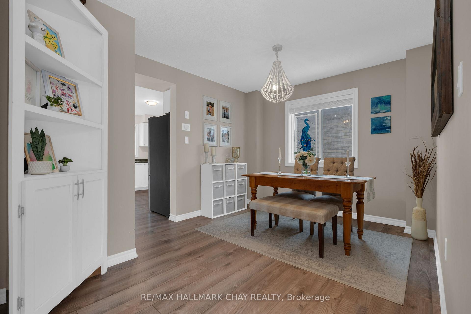 Photo 14 of 19 Michelle Drive, Barrie, Painswick South — HOMEH