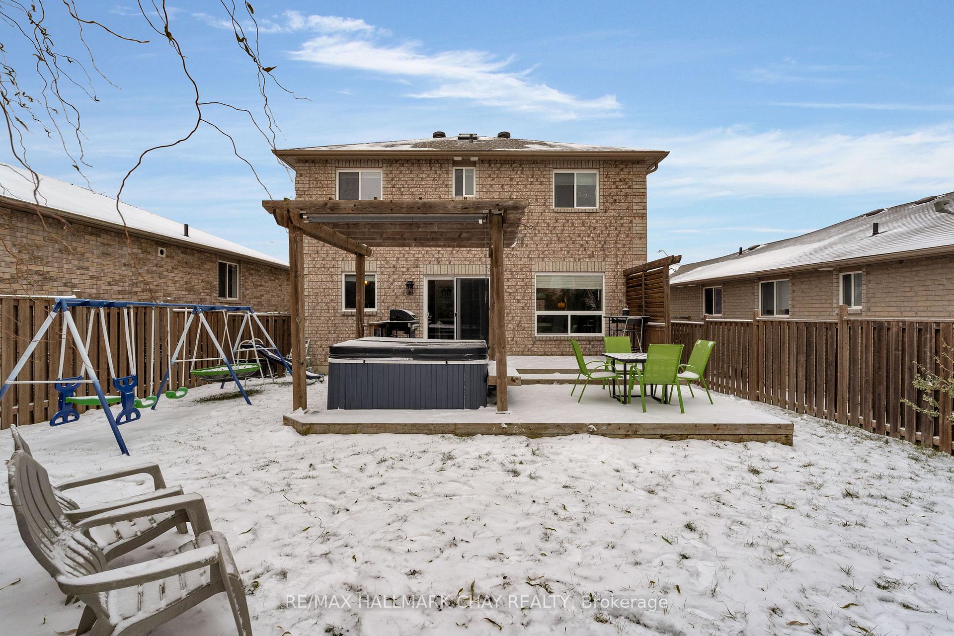 Photo 29 of 19 Michelle Drive, Barrie, Painswick South — HOMEH