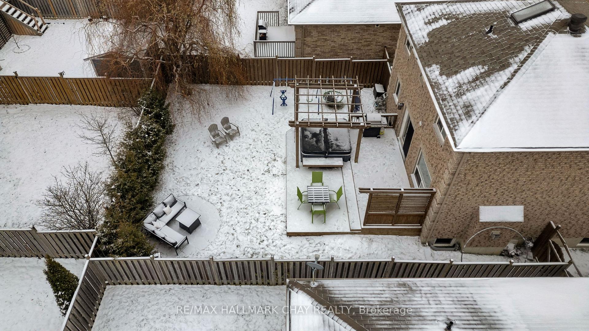 Photo 34 of 19 Michelle Drive, Barrie, Painswick South — HOMEH