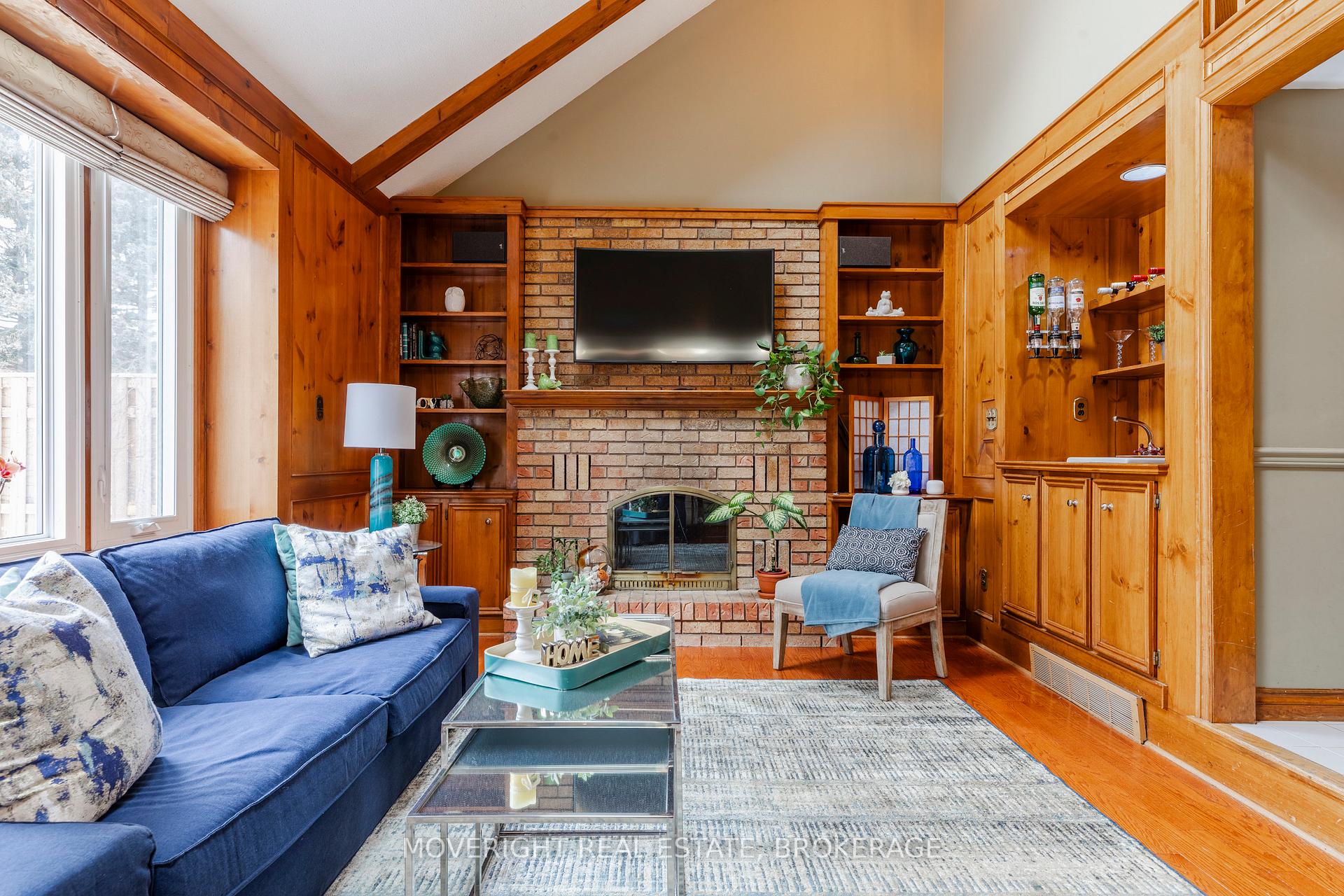 Photo 12 of 62 Templer Drive, Hamilton, Ancaster — HOMEH