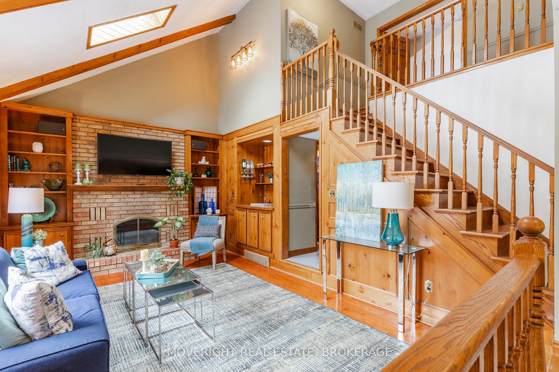 Photo 15 of 62 Templer Drive, Hamilton, Ancaster — HOMEH