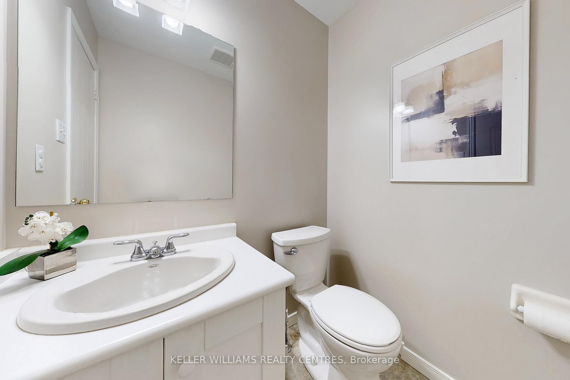 Photo 16 of 42 Covent Crescent, Aurora, Aurora Highlands — HOMEH
