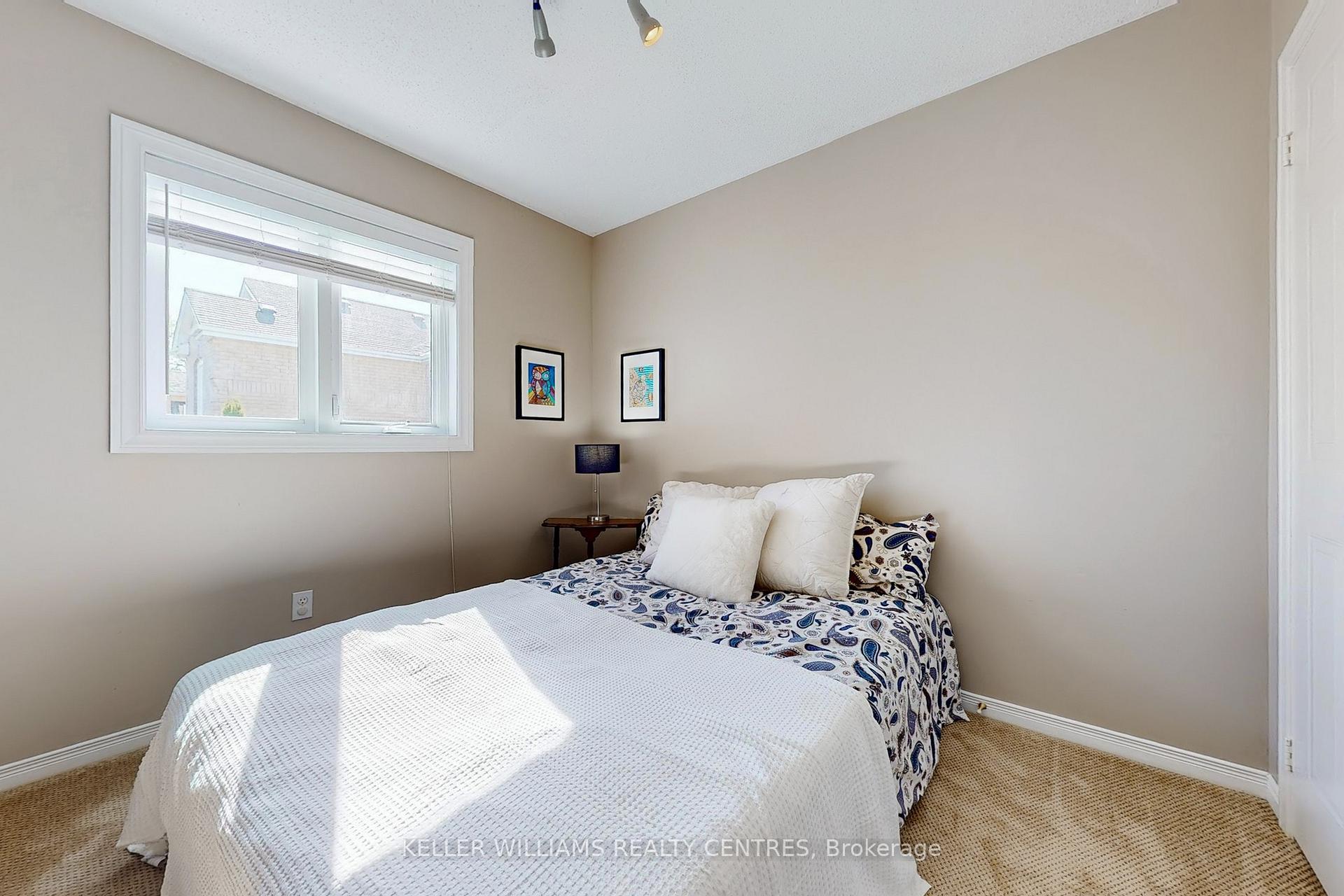 Photo 29 of 42 Covent Crescent, Aurora, Aurora Highlands — HOMEH