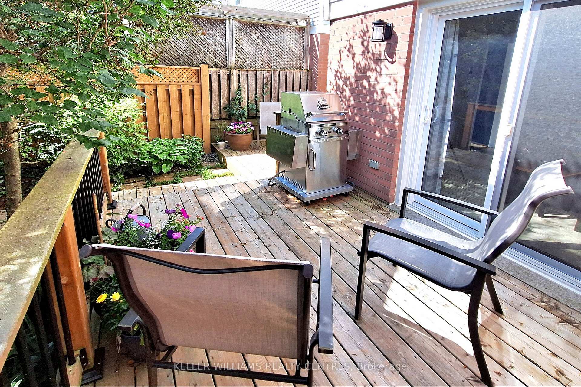 Photo 32 of 42 Covent Crescent, Aurora, Aurora Highlands — HOMEH