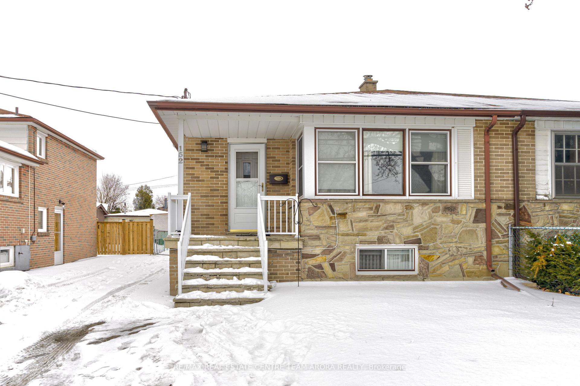 Front of 152 Vodden Street E