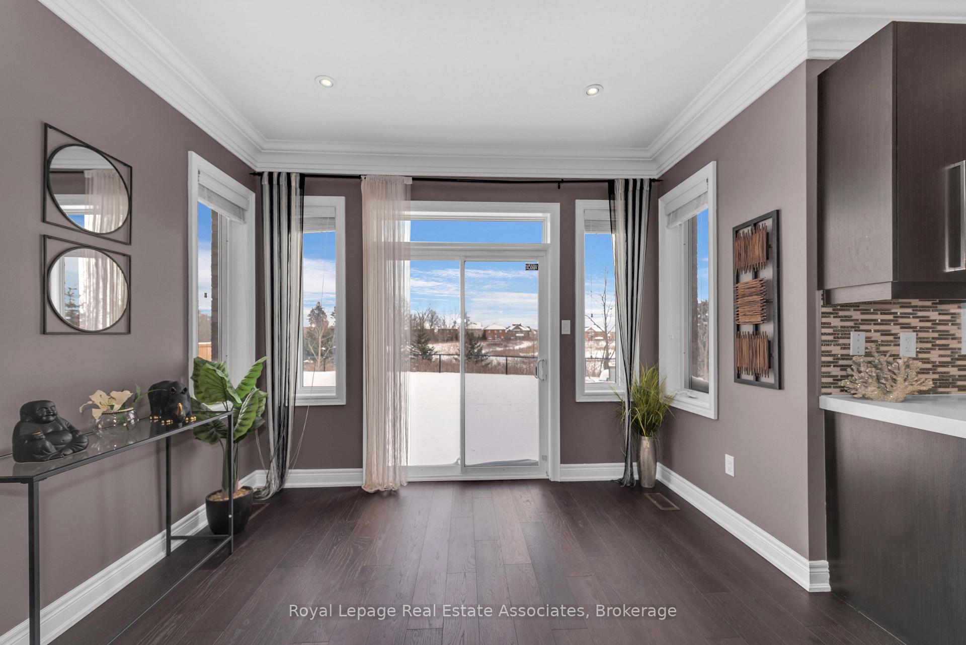 Photo 13 of 12 Seabrook Place, Brampton, Credit Valley — HOMEH