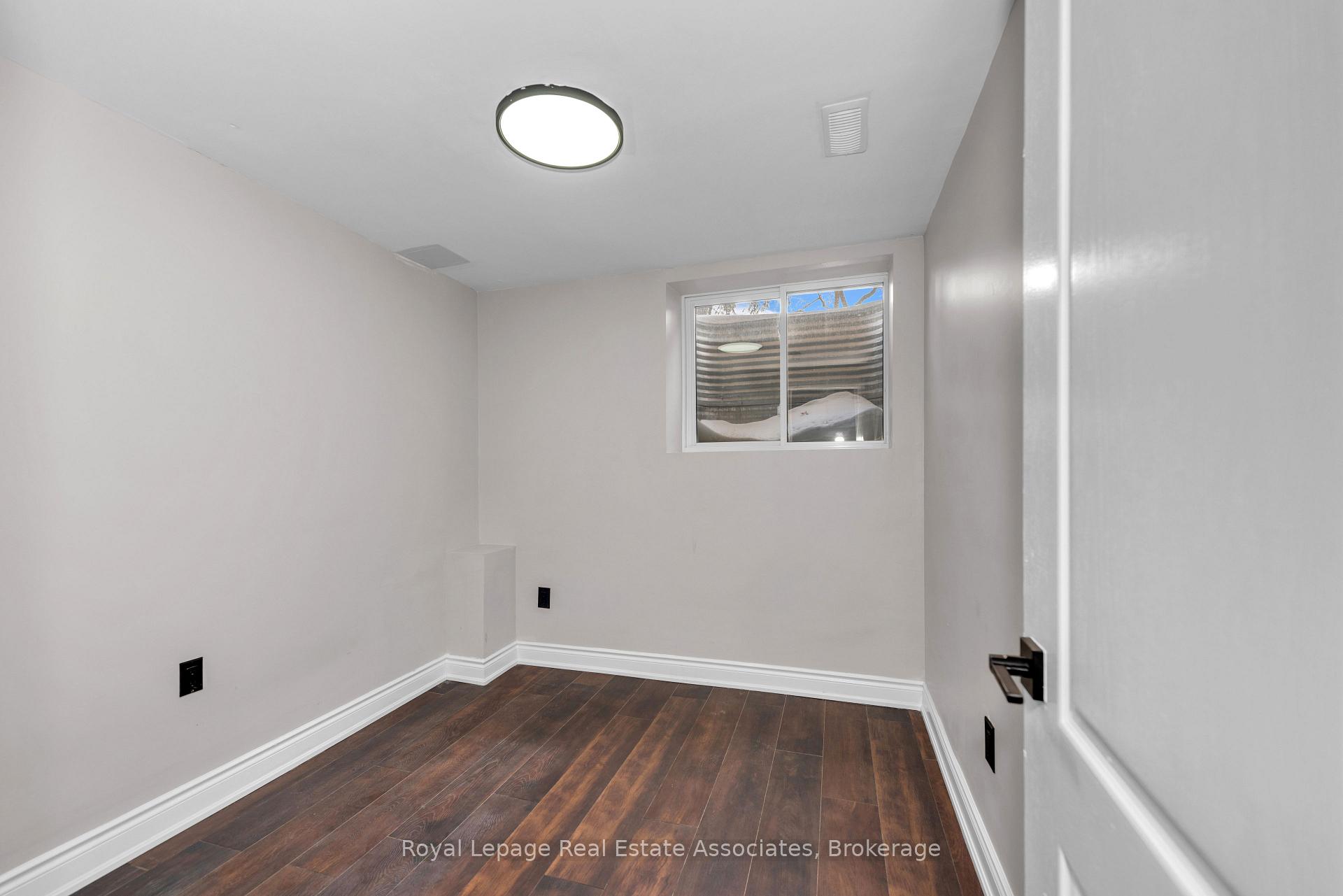 Photo 36 of 12 Seabrook Place, Brampton, Credit Valley — HOMEH
