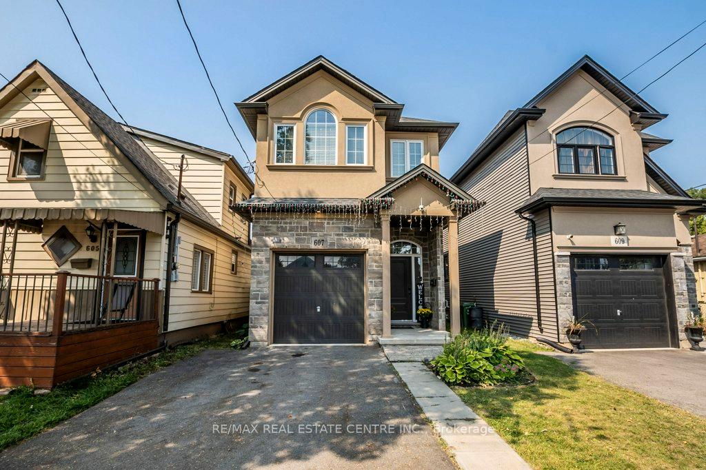 Photo 1 of 607 Knox Avenue W, Hamilton, Parkview — HOMEH