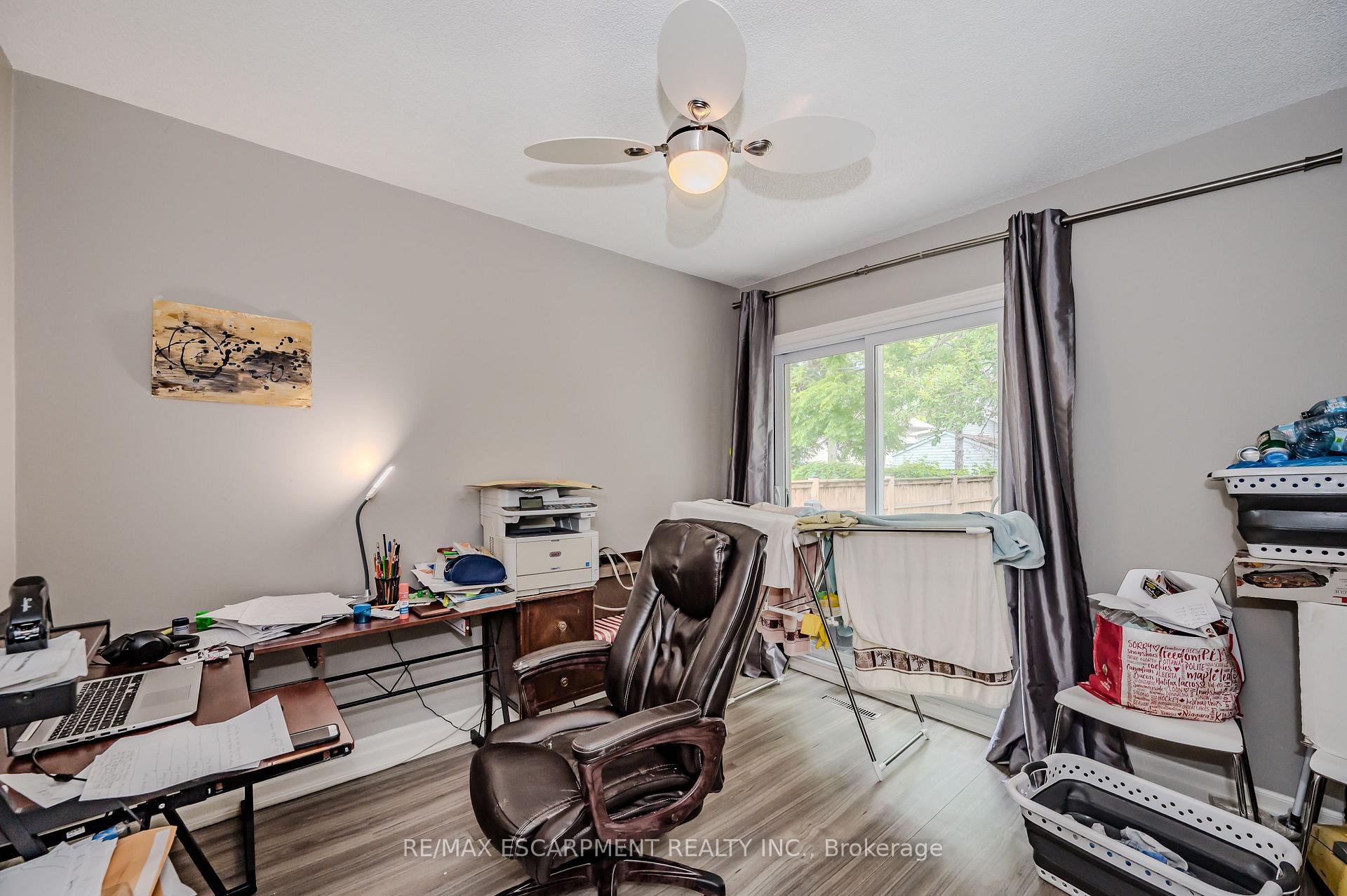 Photo 11 of 58 Mildred Avenue, St. Catharines, Haig — HOMEH