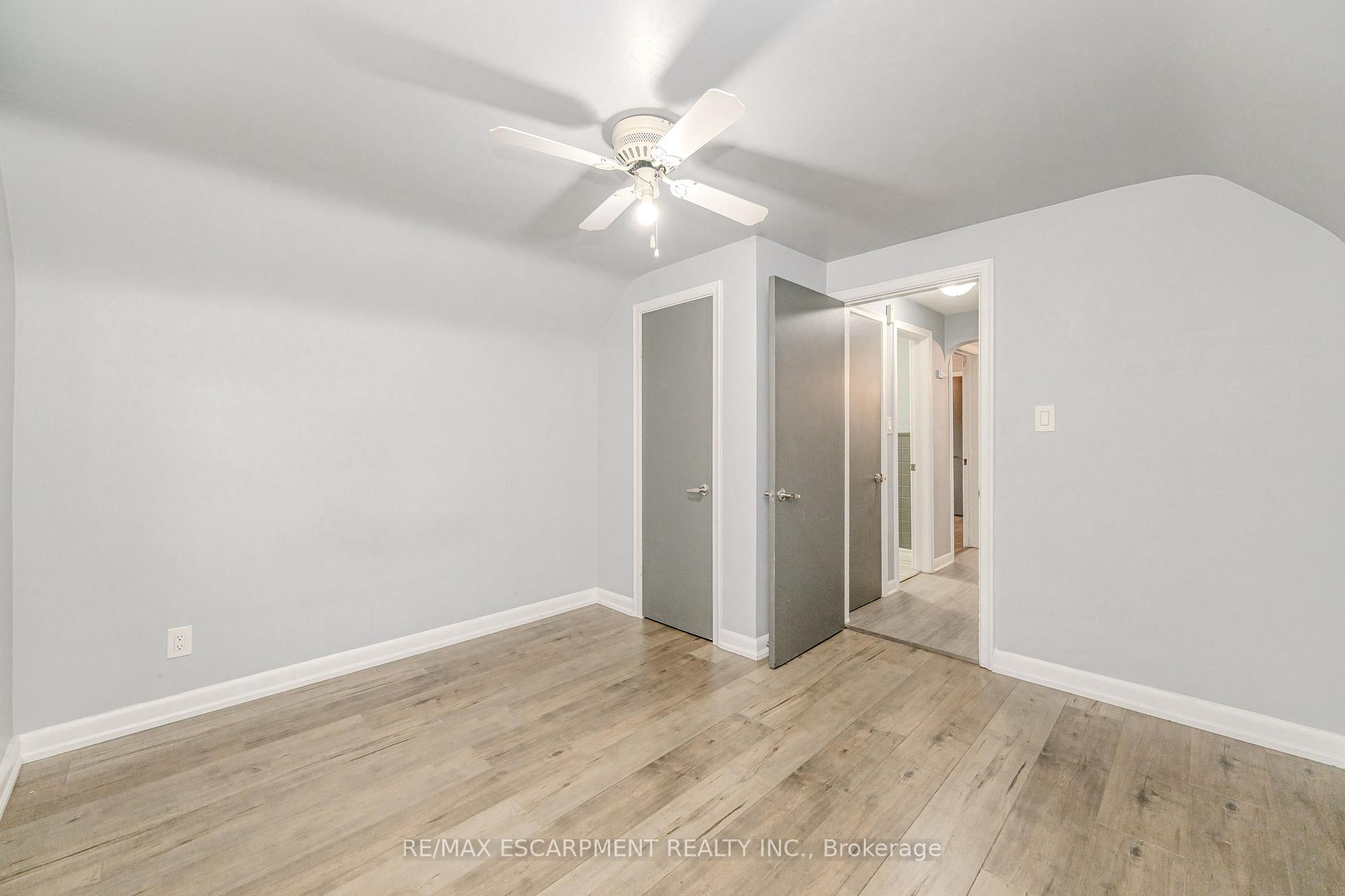 Photo 14 of 58 Mildred Avenue, St. Catharines, Haig — HOMEH